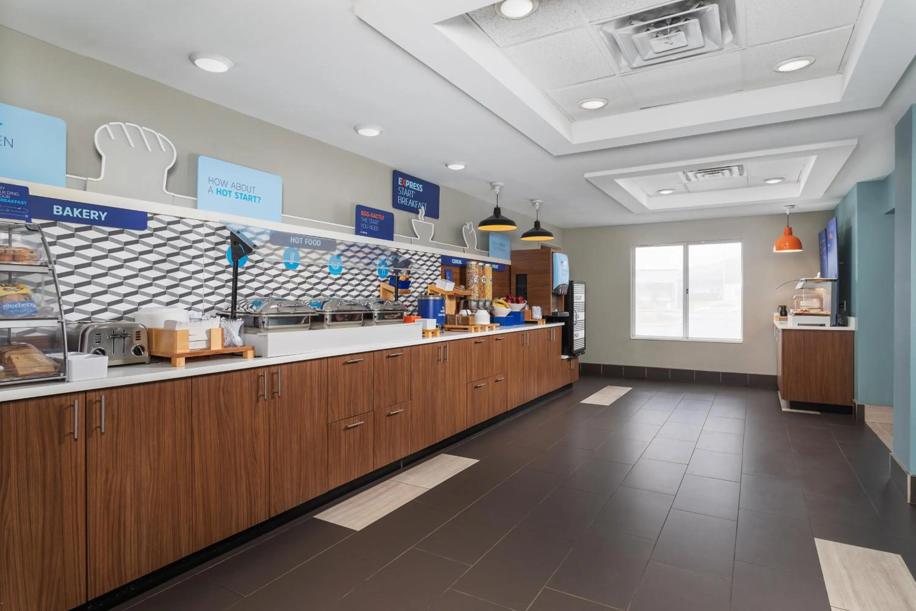 Restaurant/places to eat in Holiday Inn Express Hotel & Suites Chattanooga-Lookout Mountain by IHG