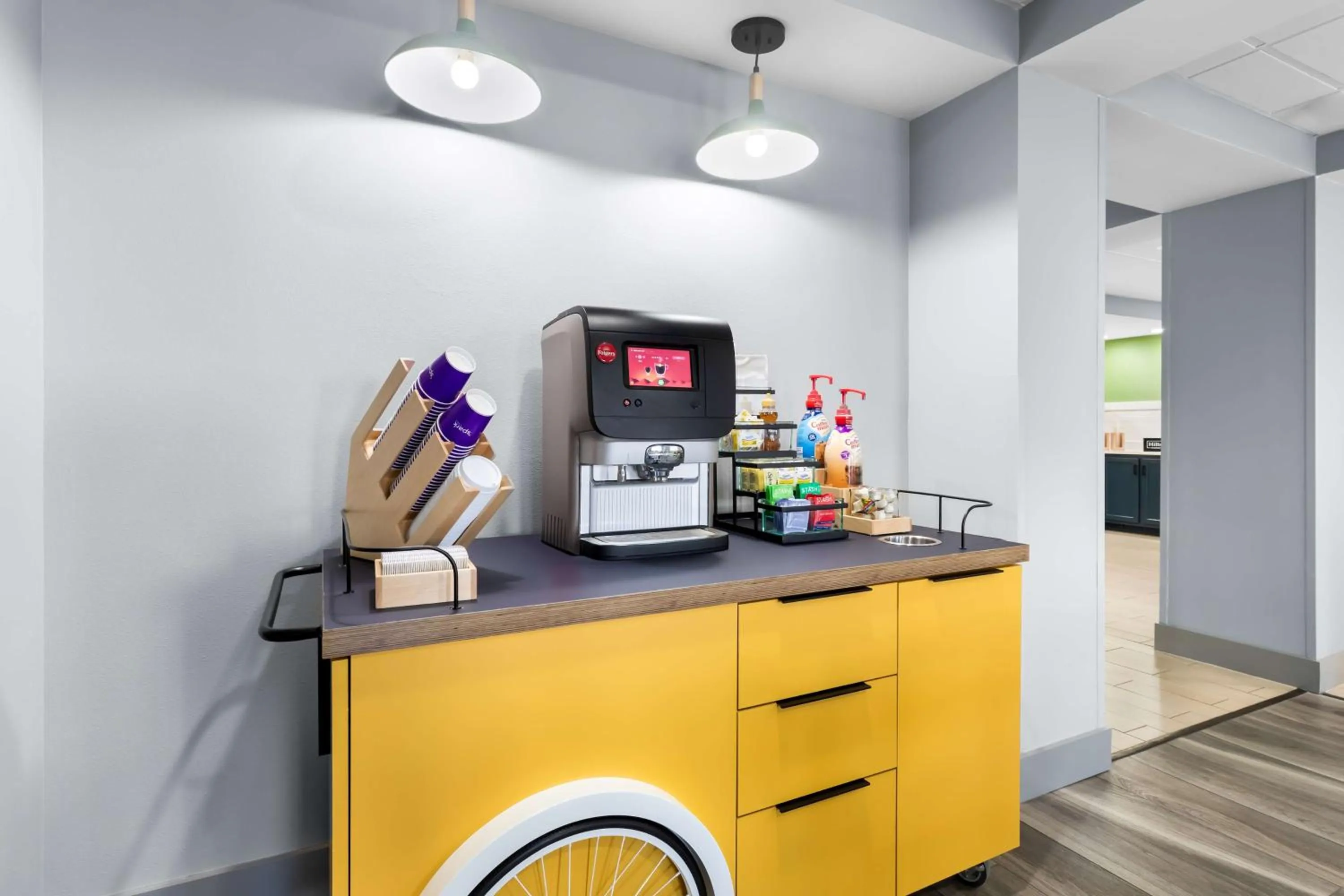 Restaurant/places to eat in Spark by Hilton Calhoun