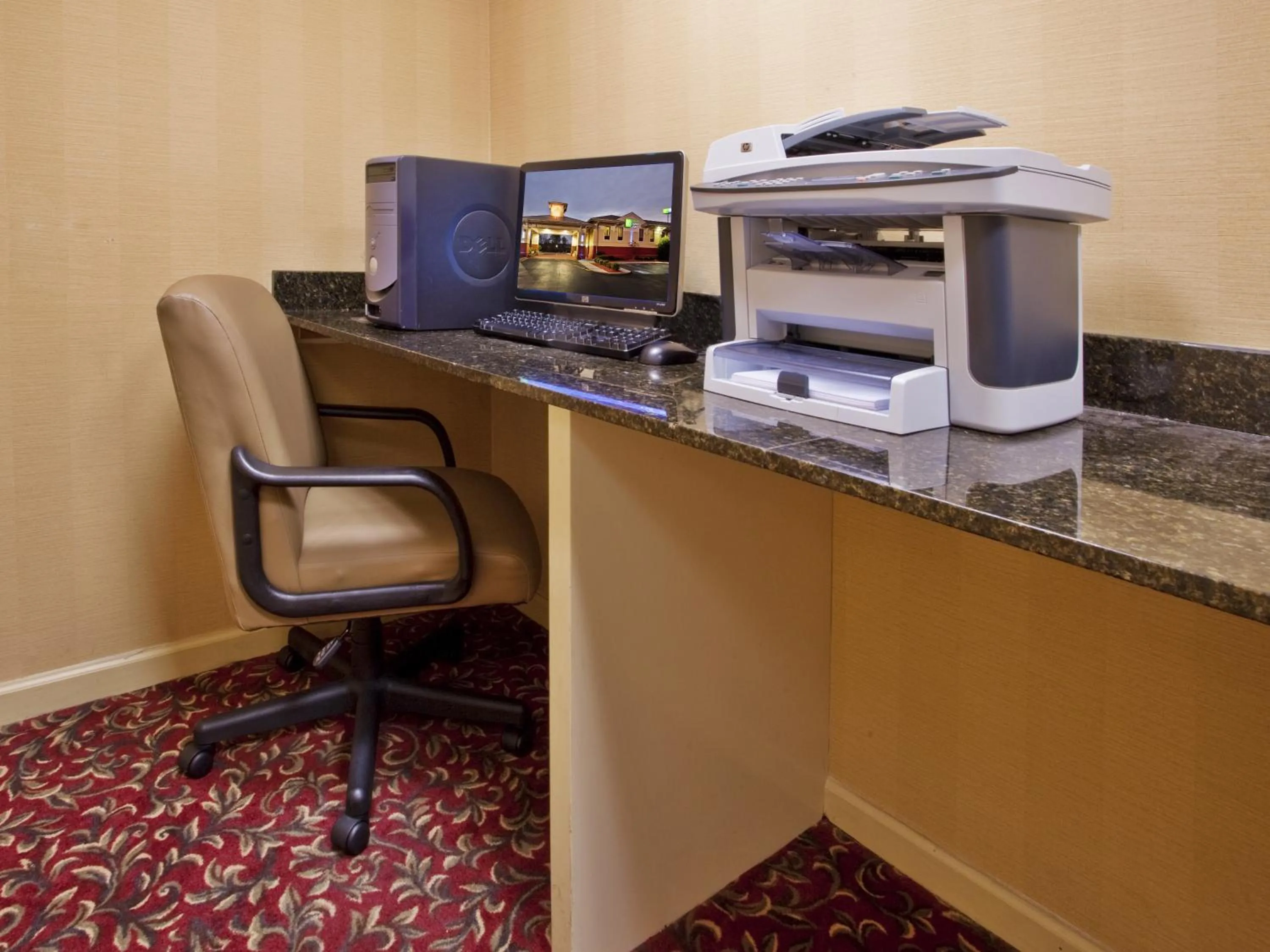 Business facilities in Baymont by Wyndham Calhoun