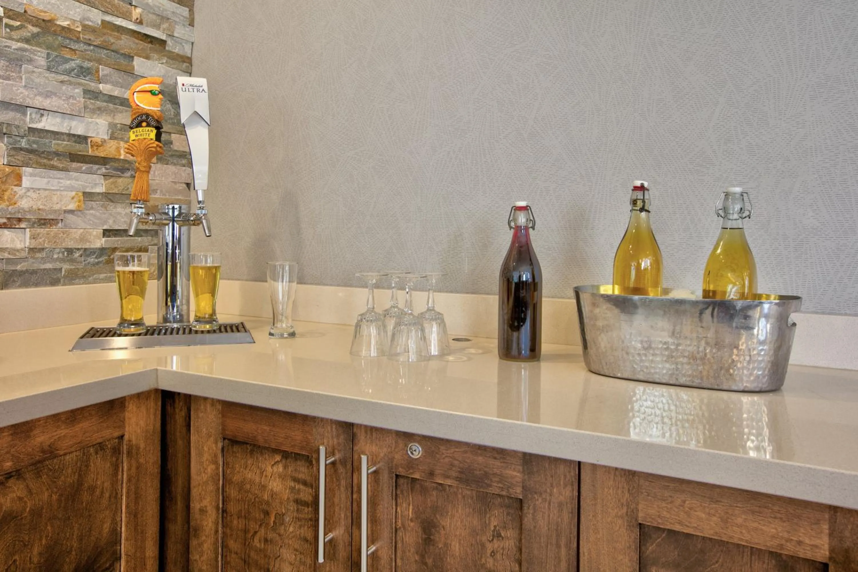 Photo of the whole room in Staybridge Suites Corning by IHG