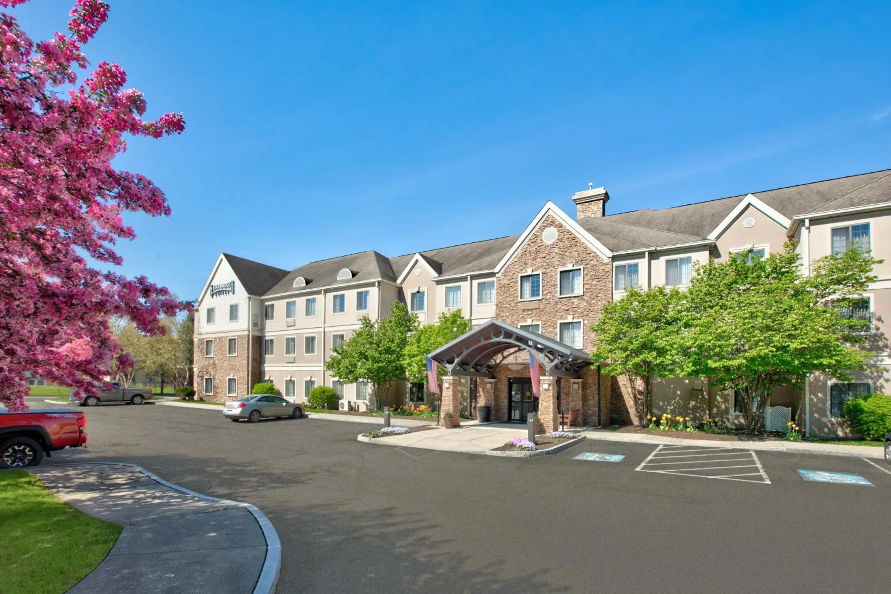 Property building in Staybridge Suites Corning by IHG Property building in Staybridge Suites Corning by IHG