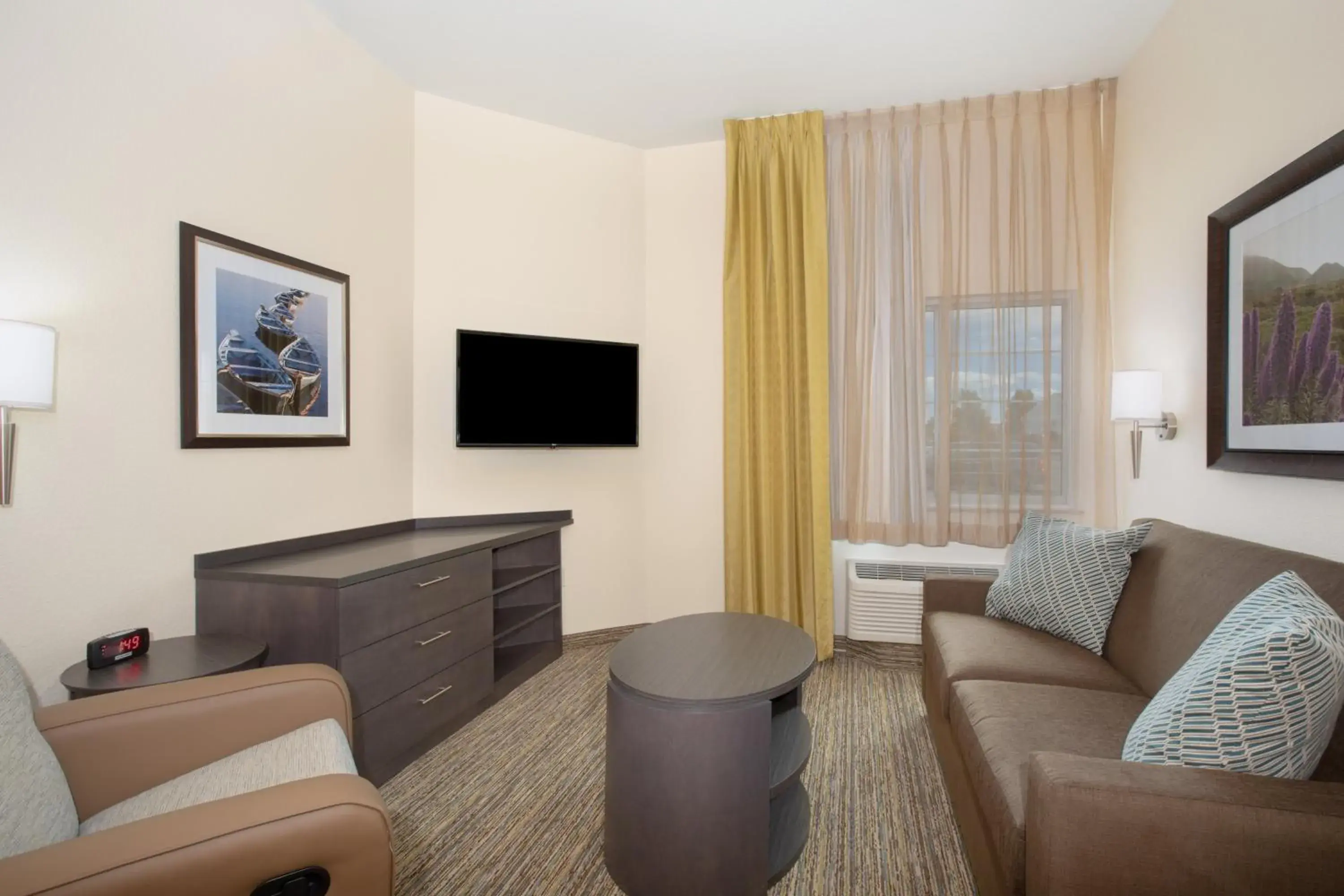 Photo of the whole room in Candlewood Suites Cheyenne by IHG Photo of the whole room in Candlewood Suites Cheyenne by IHG