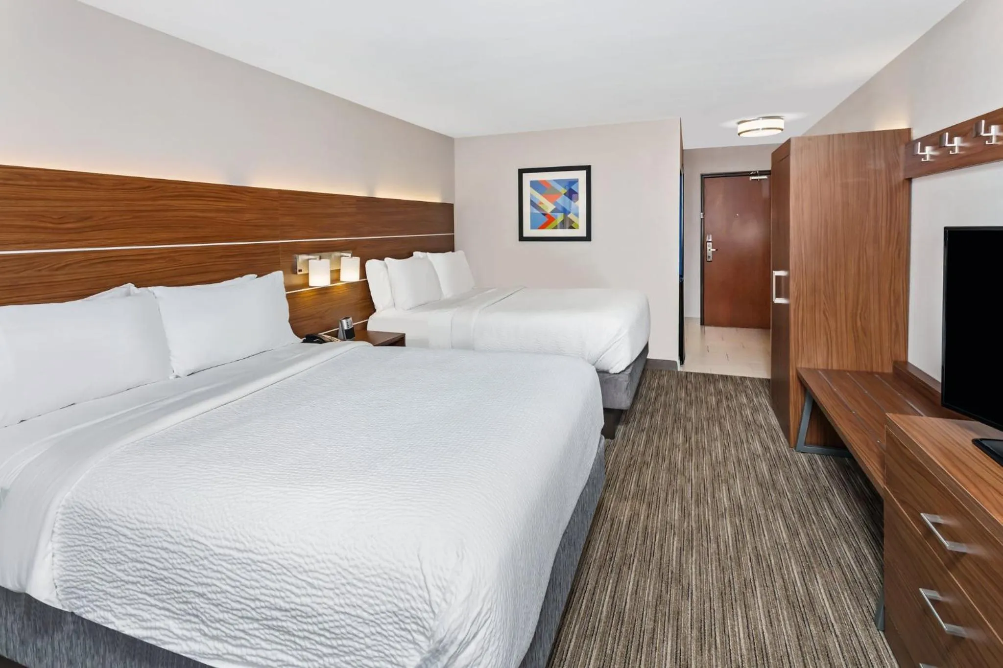 Photo of the whole room, Bed in Holiday Inn Express Hotel & Suites Chicago South Lansing by IHG