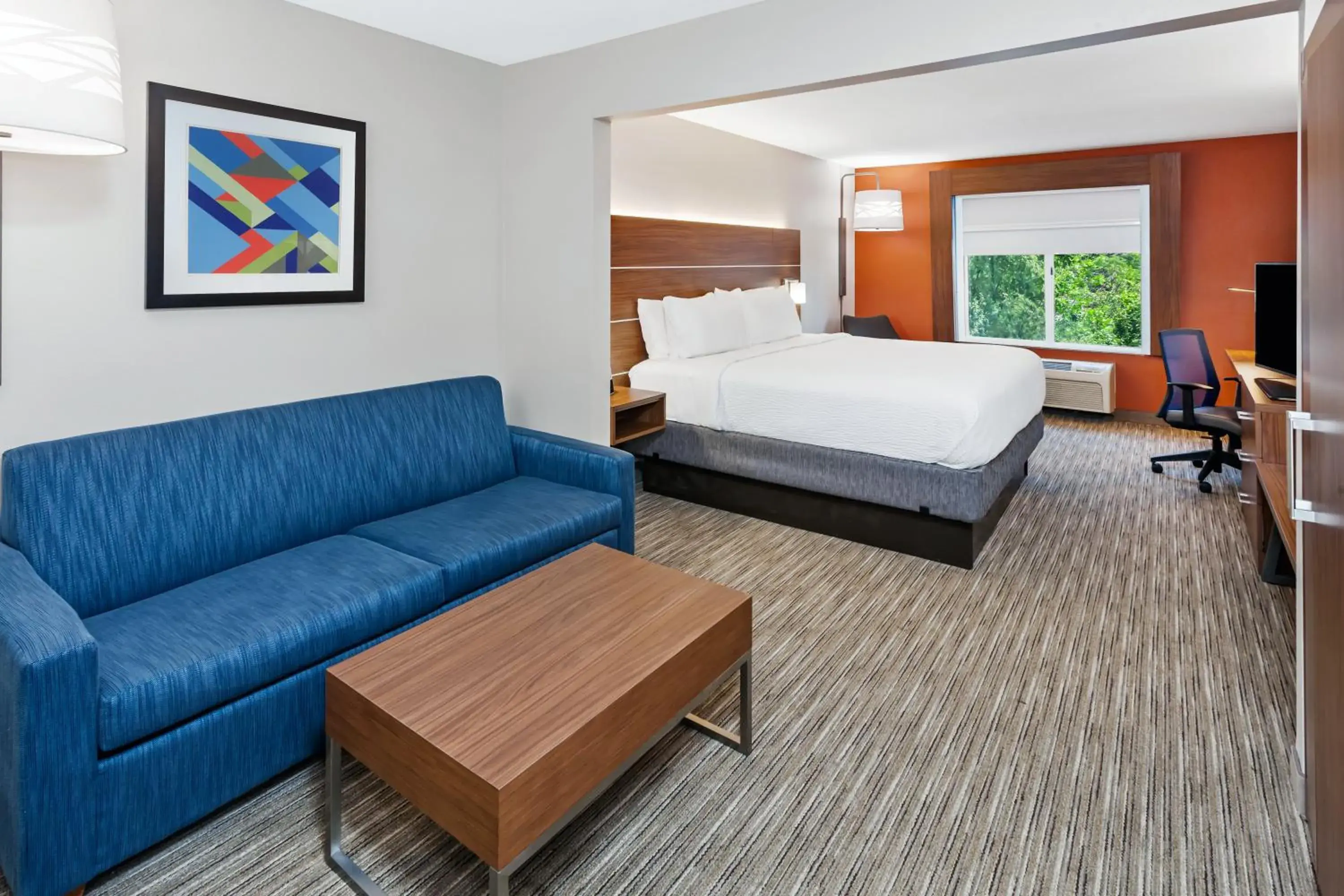 King Suite in Holiday Inn Express Hotel & Suites Chicago South Lansing by IHG King Suite in Holiday Inn Express Hotel & Suites Chicago South Lansing by IHG