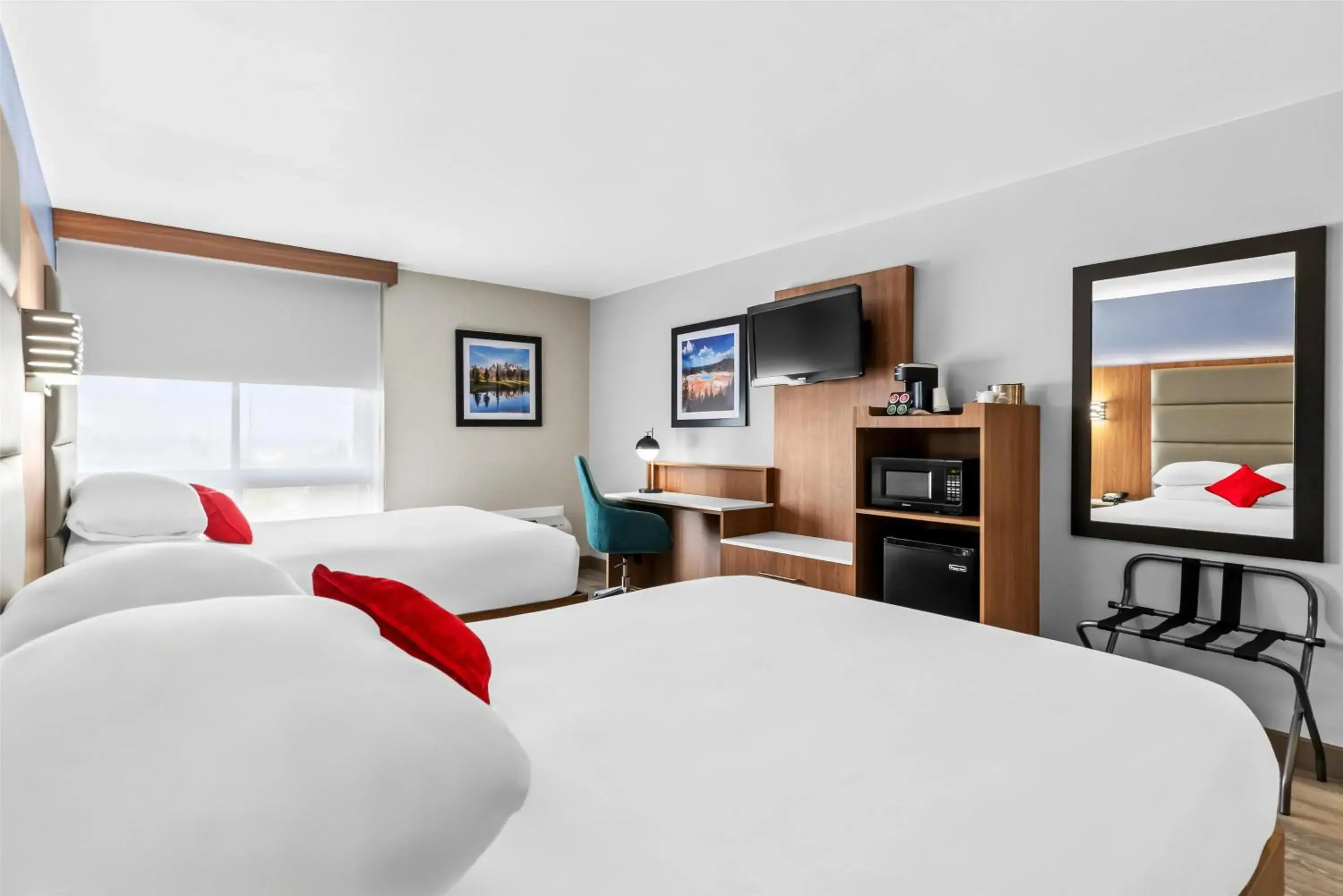 Bedroom, Bed in Red Lion Hotel Cheyenne Bedroom, Bed in Red Lion Hotel Cheyenne