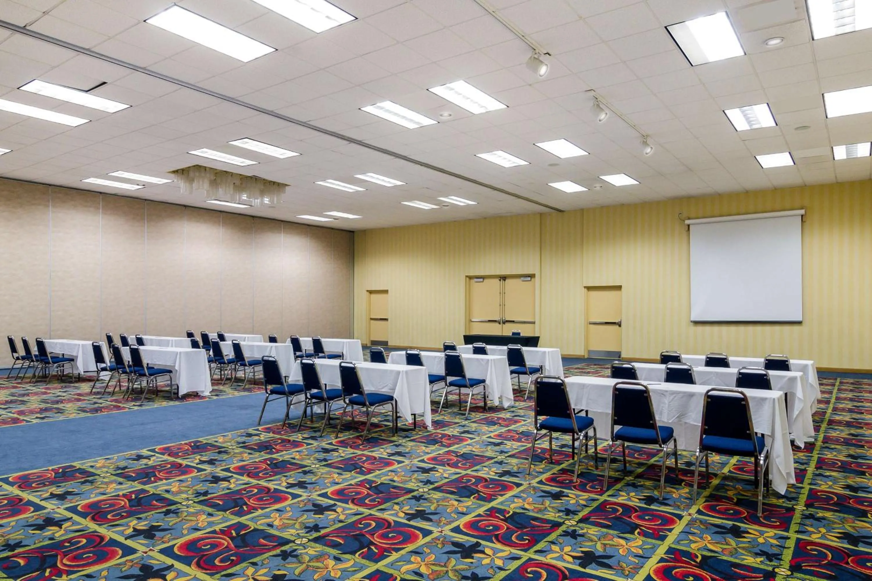 Meeting/conference room in Red Lion Hotel Cheyenne