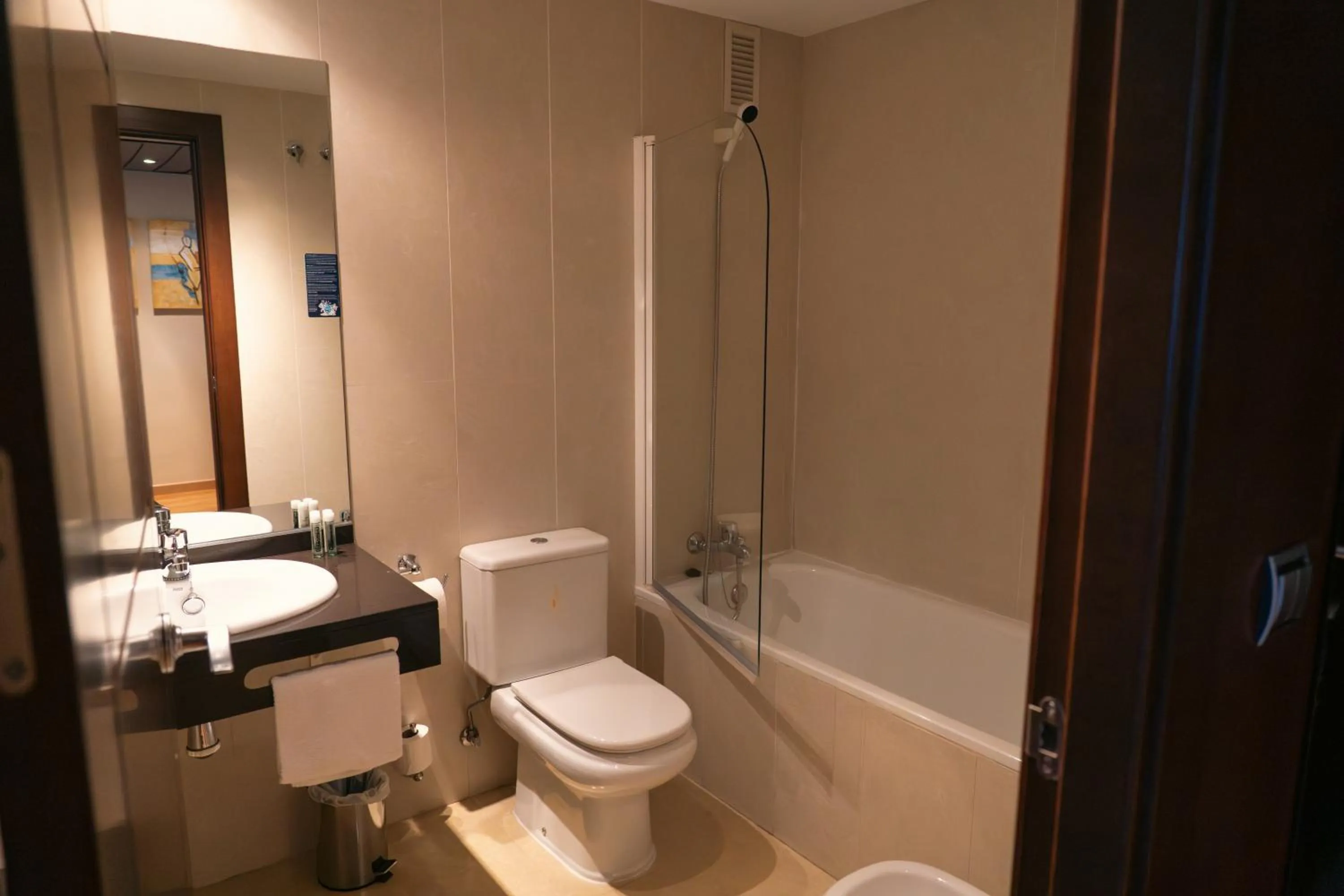 Bathroom in SNÖ Hotel Ciudad de Sabiñánigo