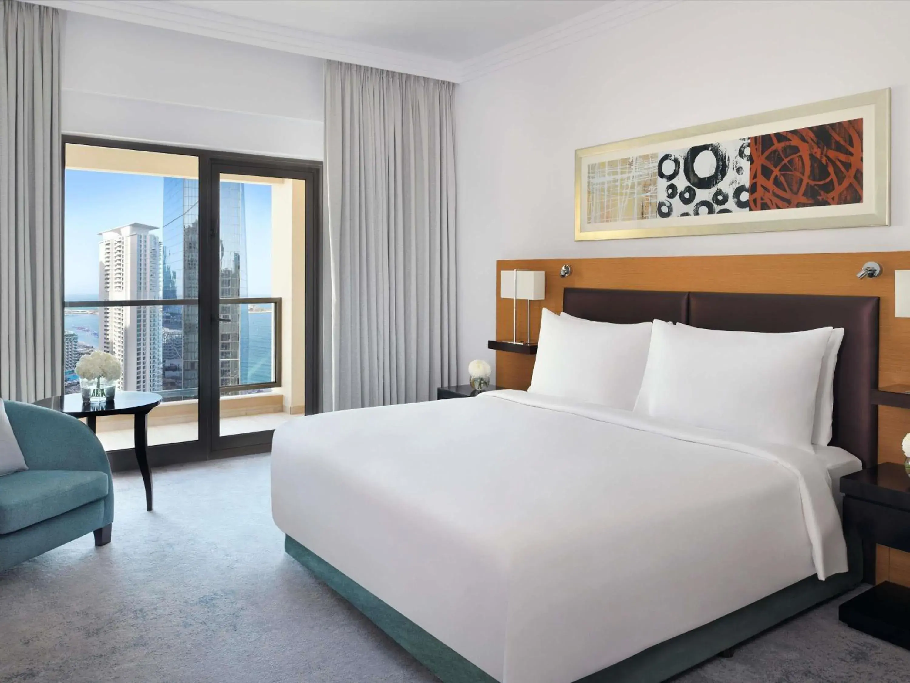 Bedroom, Bed in Mövenpick Hotel Jumeirah Beach Bedroom, Bed in Mövenpick Hotel Jumeirah Beach