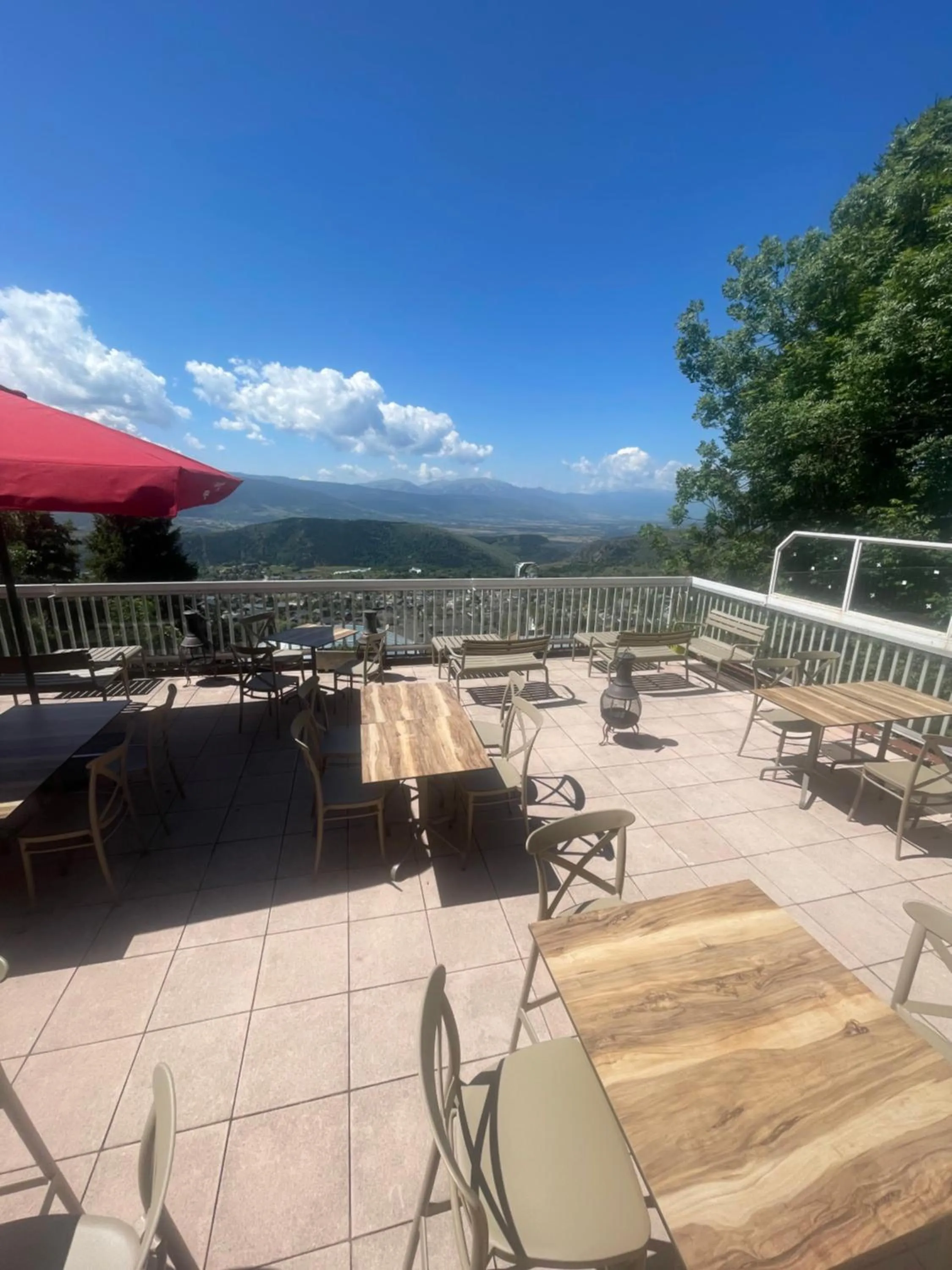 Patio in Hotel des Pyrénées