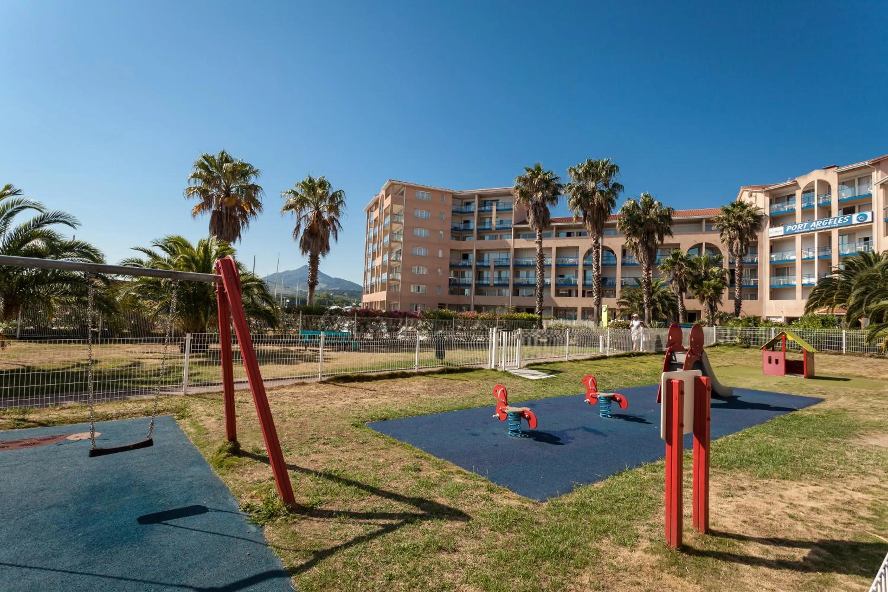 Children play ground in Résidence Mer & Golf Port Argelès