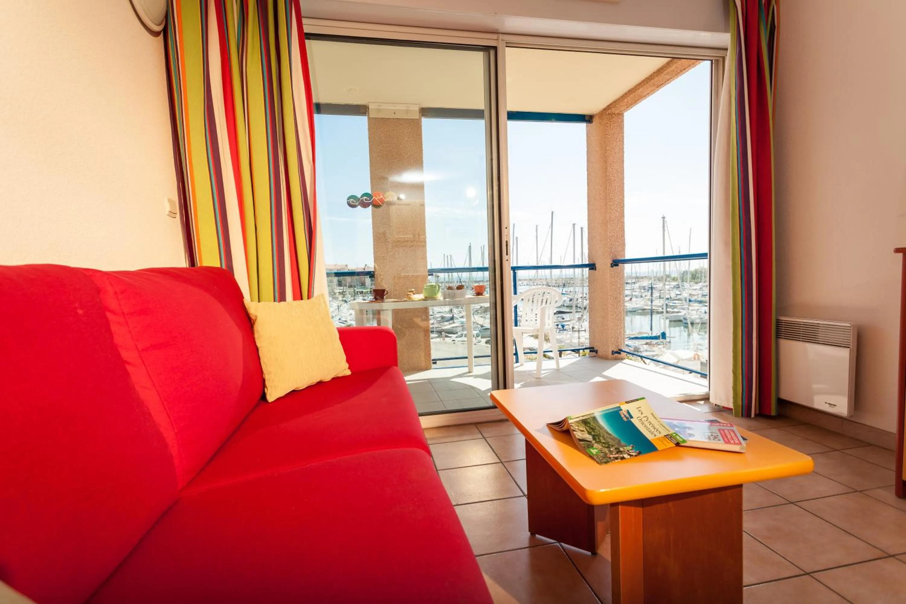 Living room in Résidence Mer & Golf Port Argelès