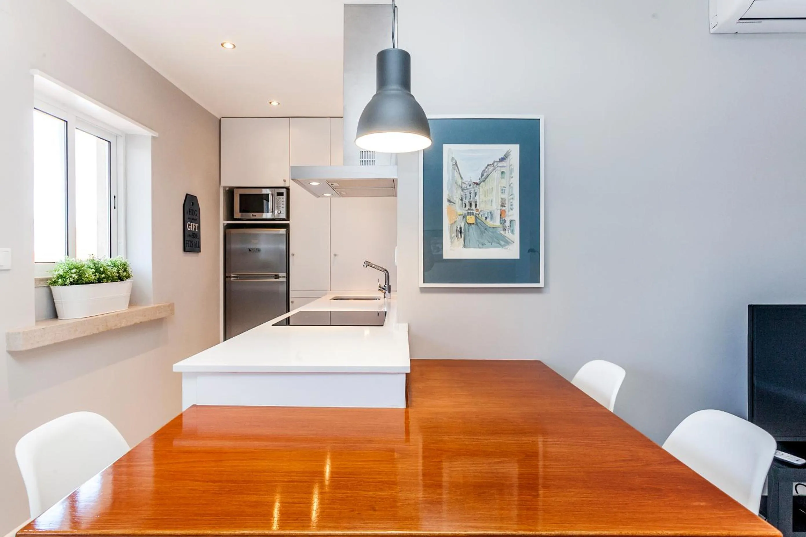 Kitchen or kitchenette in Bright Visconde Apartment