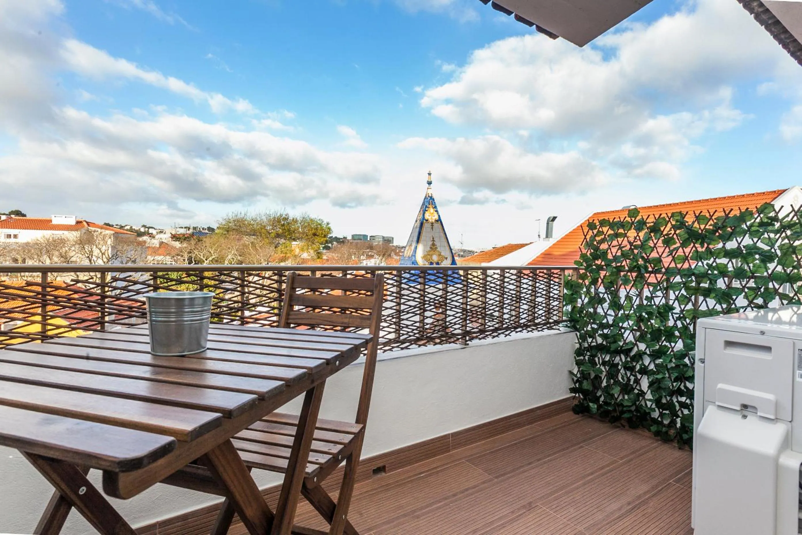 Balcony/Terrace in Bright Visconde Apartment