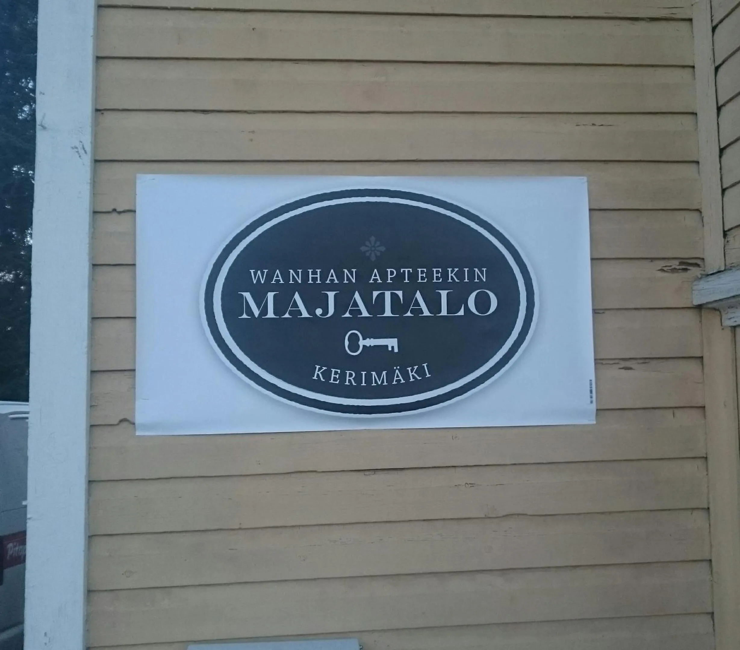 Property logo or sign in Wanhan Apteekin Majatalo