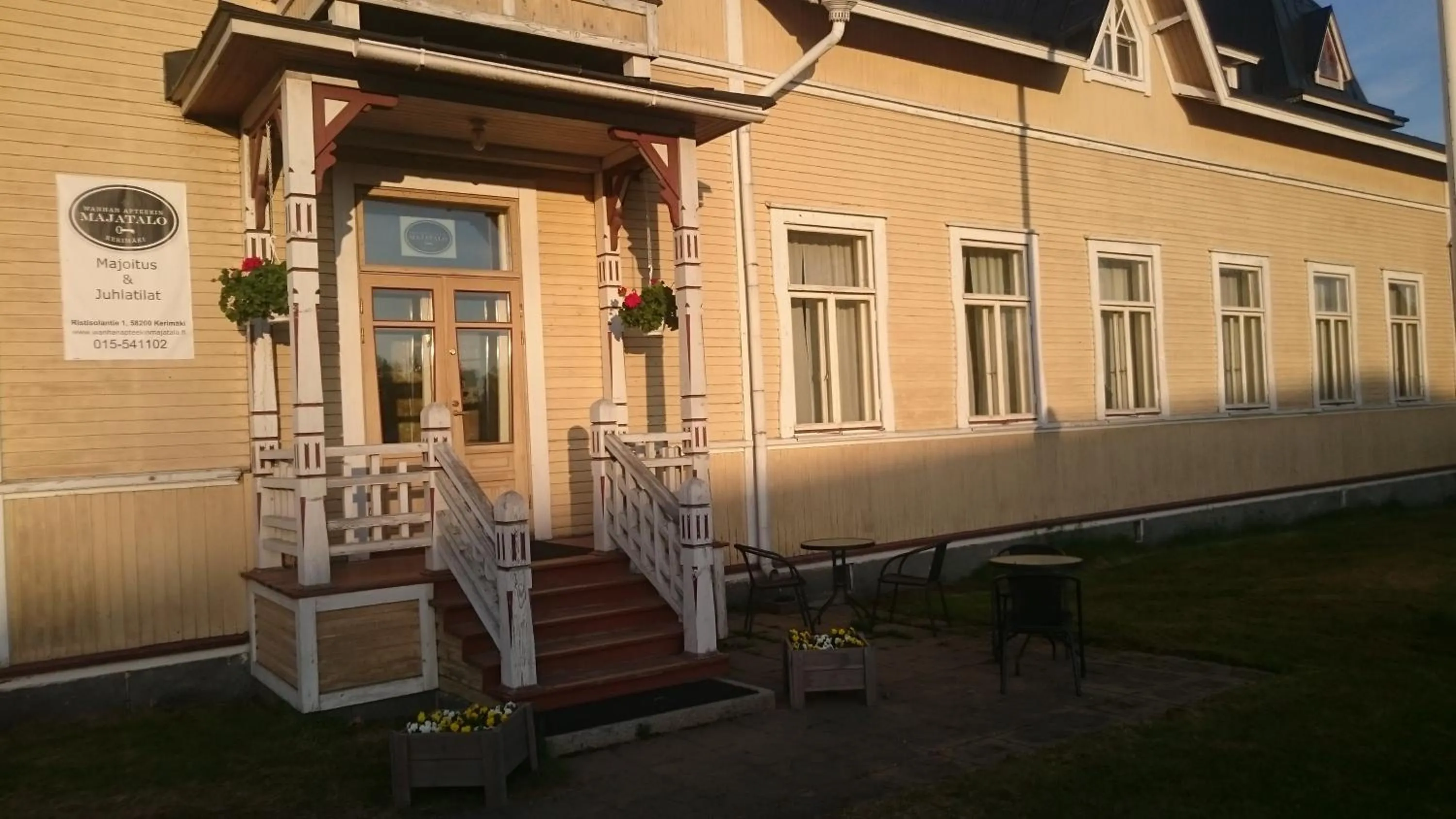 Property building in Wanhan Apteekin Majatalo