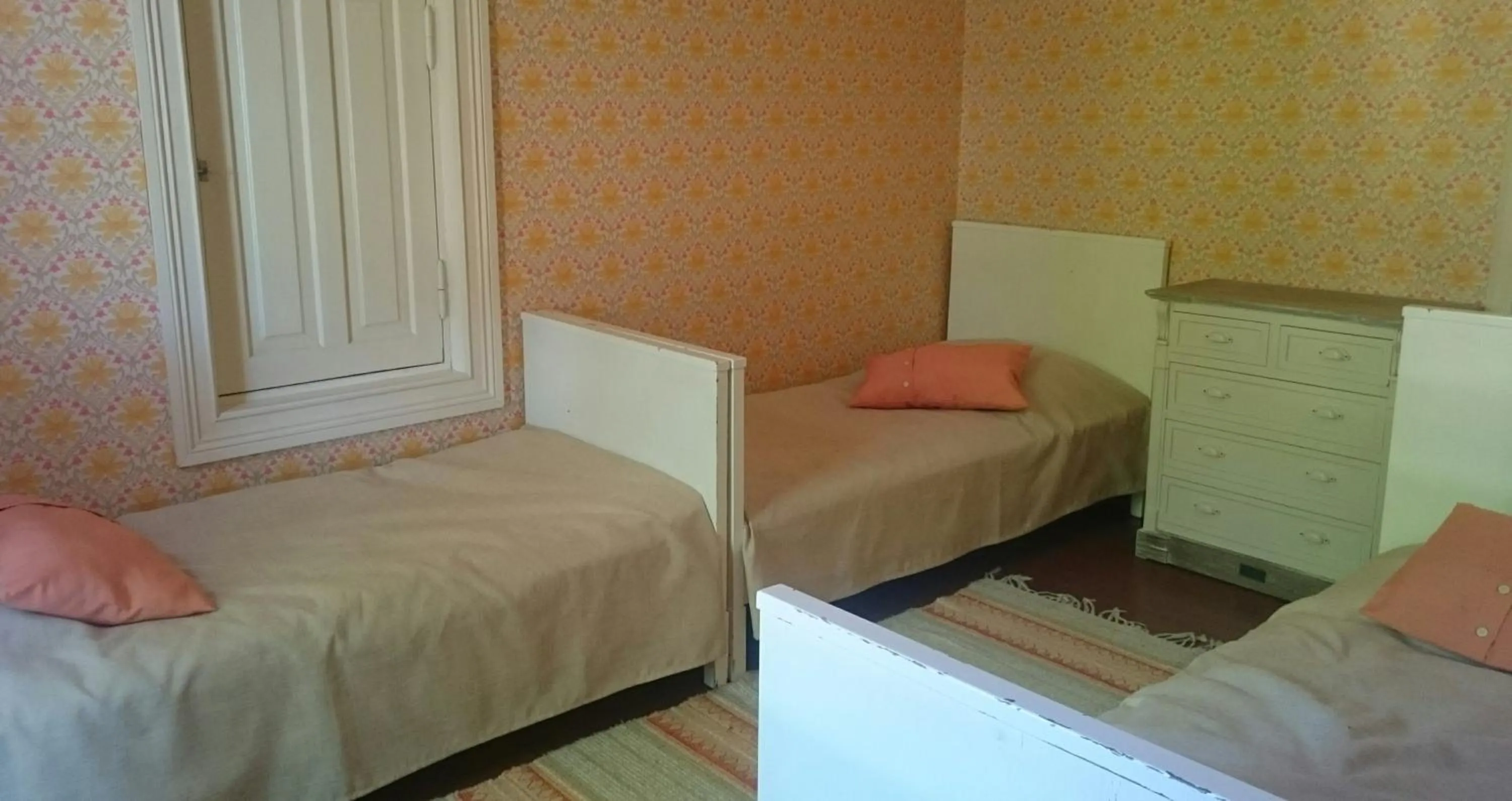 Bed in Wanhan Apteekin Majatalo