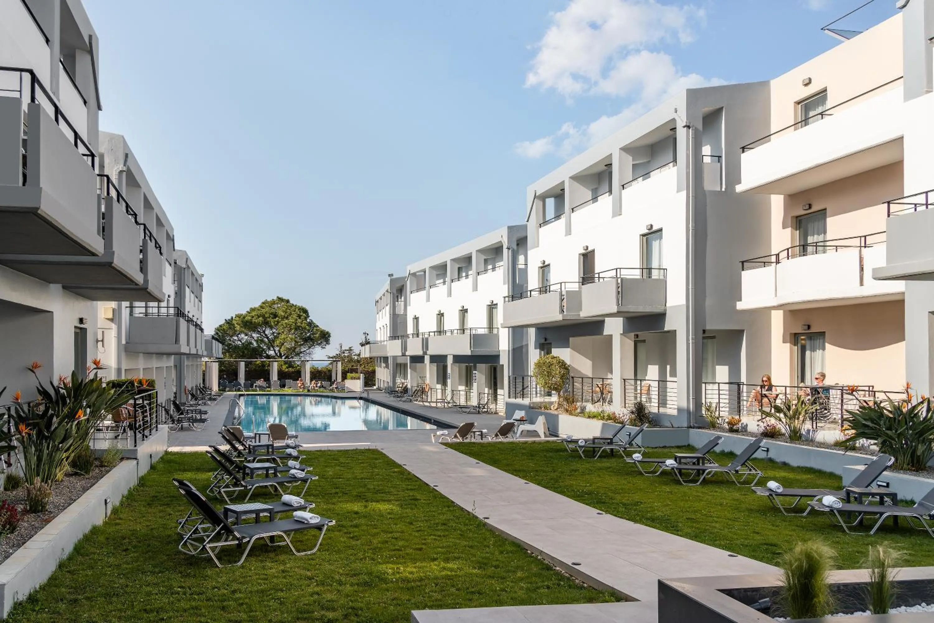 Swimming pool in Sunrise Village Hotel - All Inclusive