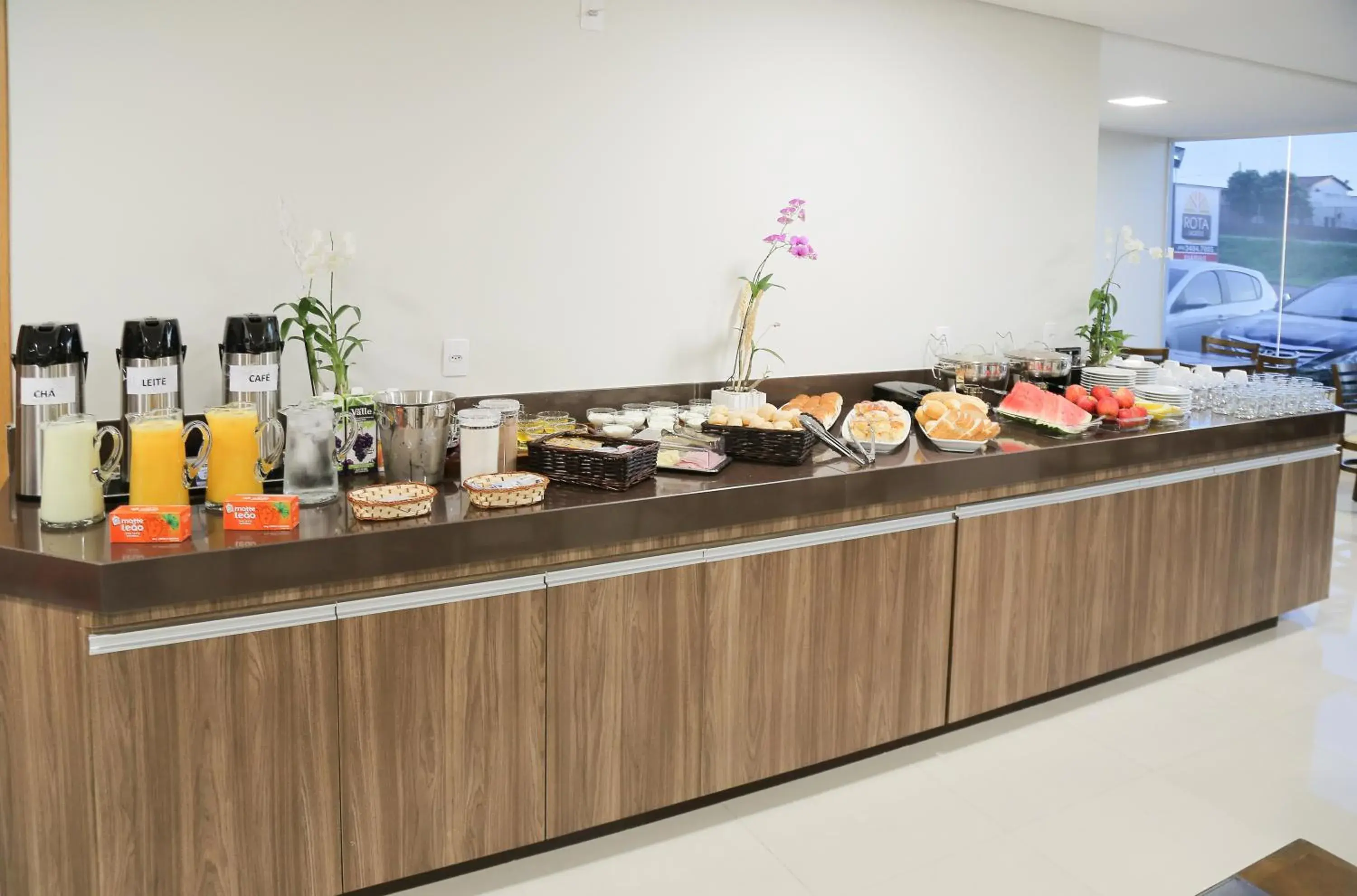 Buffet breakfast in Rota Hoteis Itumbiara Buffet breakfast in Rota Hoteis Itumbiara