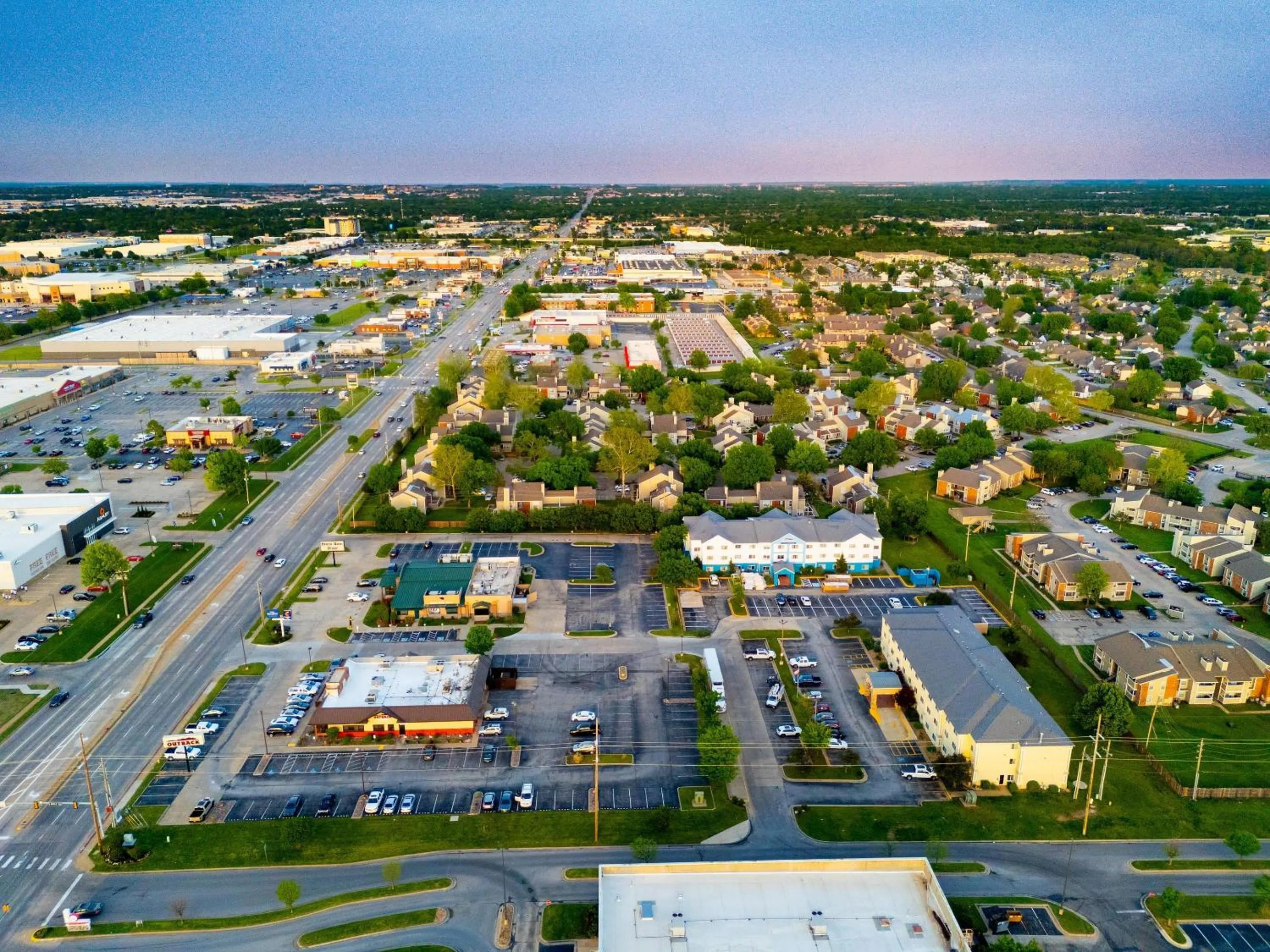 Property building in Comfort Inn South Tulsa - Woodland Hills