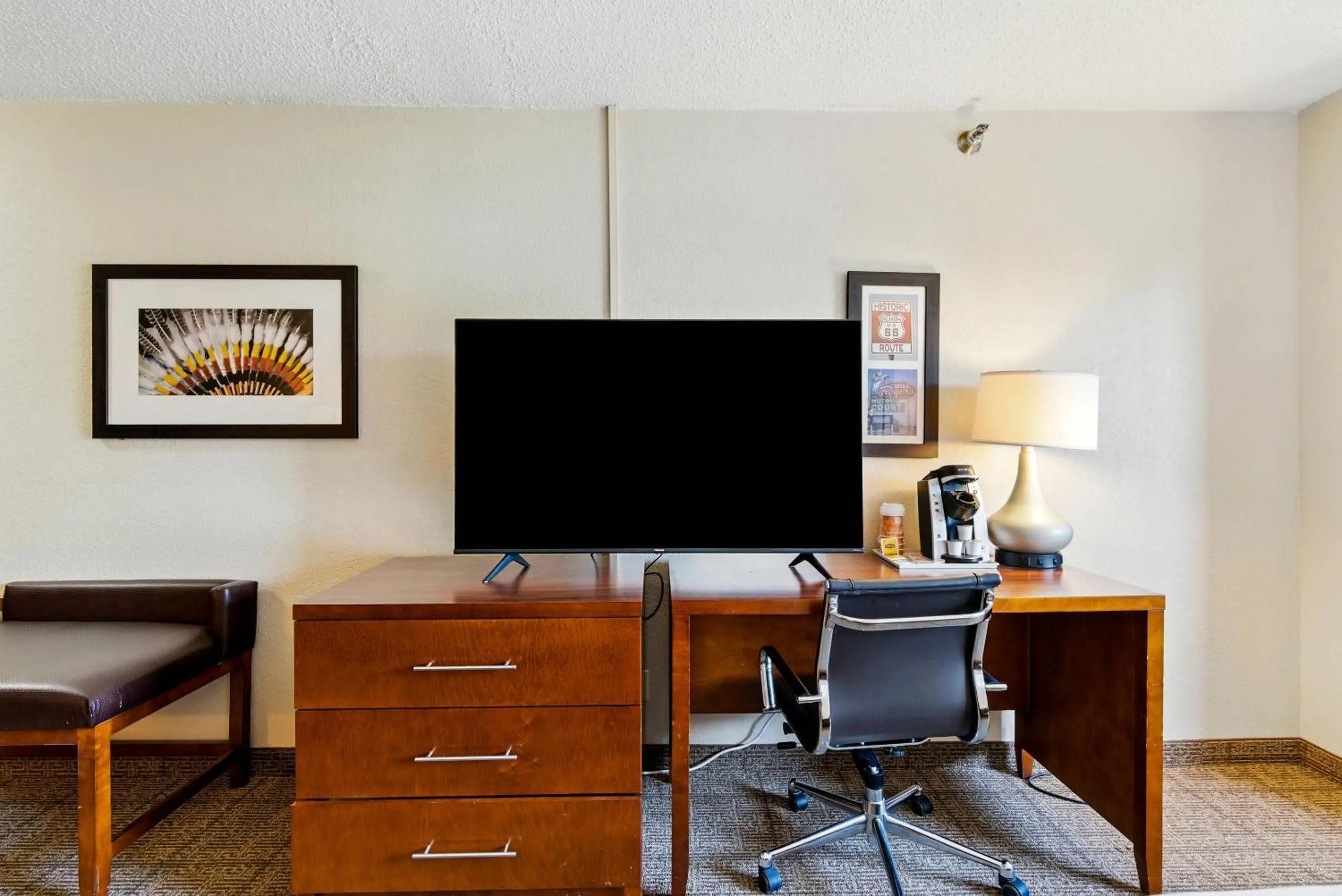 Bedroom in Comfort Inn South Tulsa - Woodland Hills