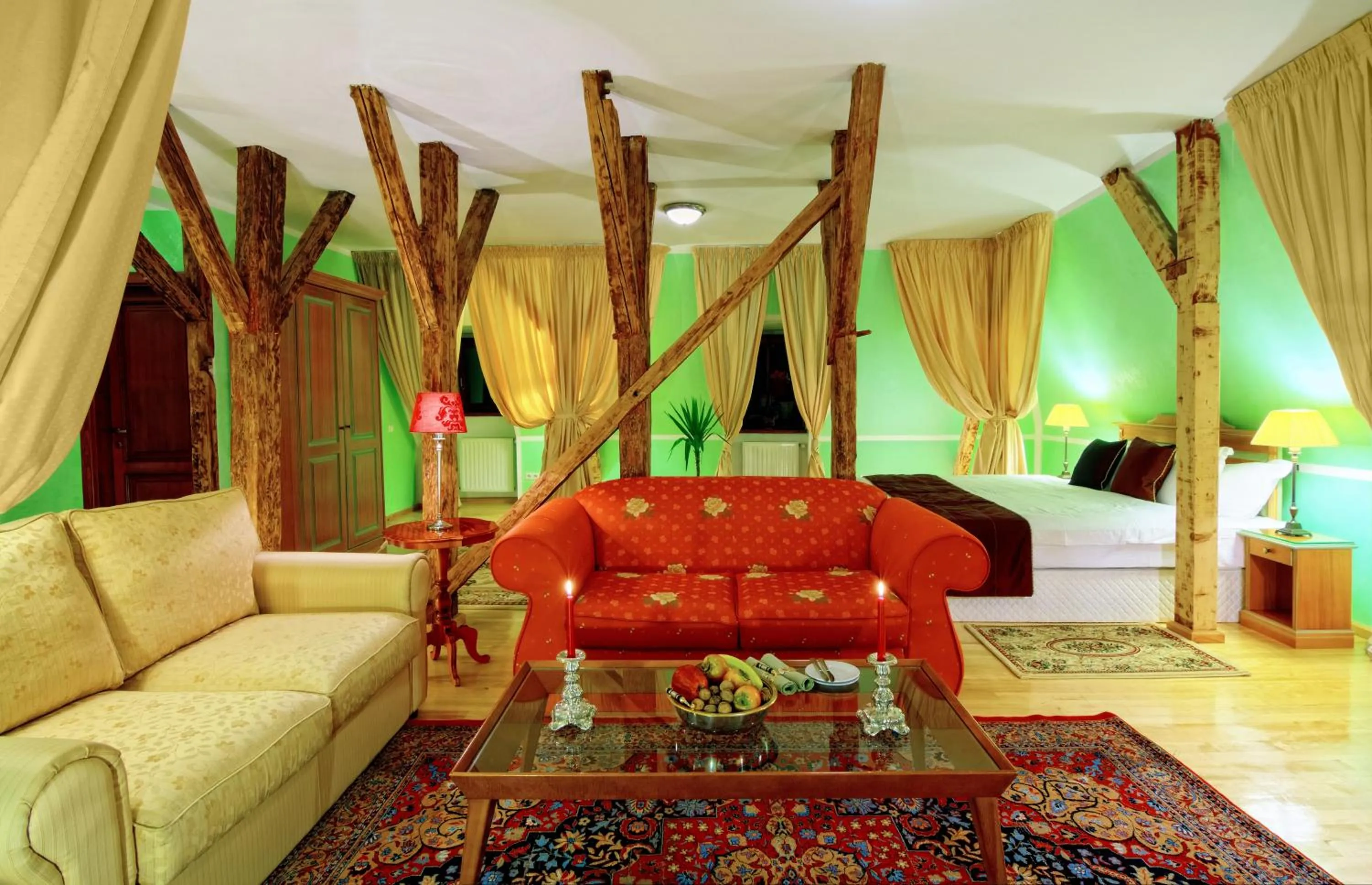 Bed in Hotel The Council