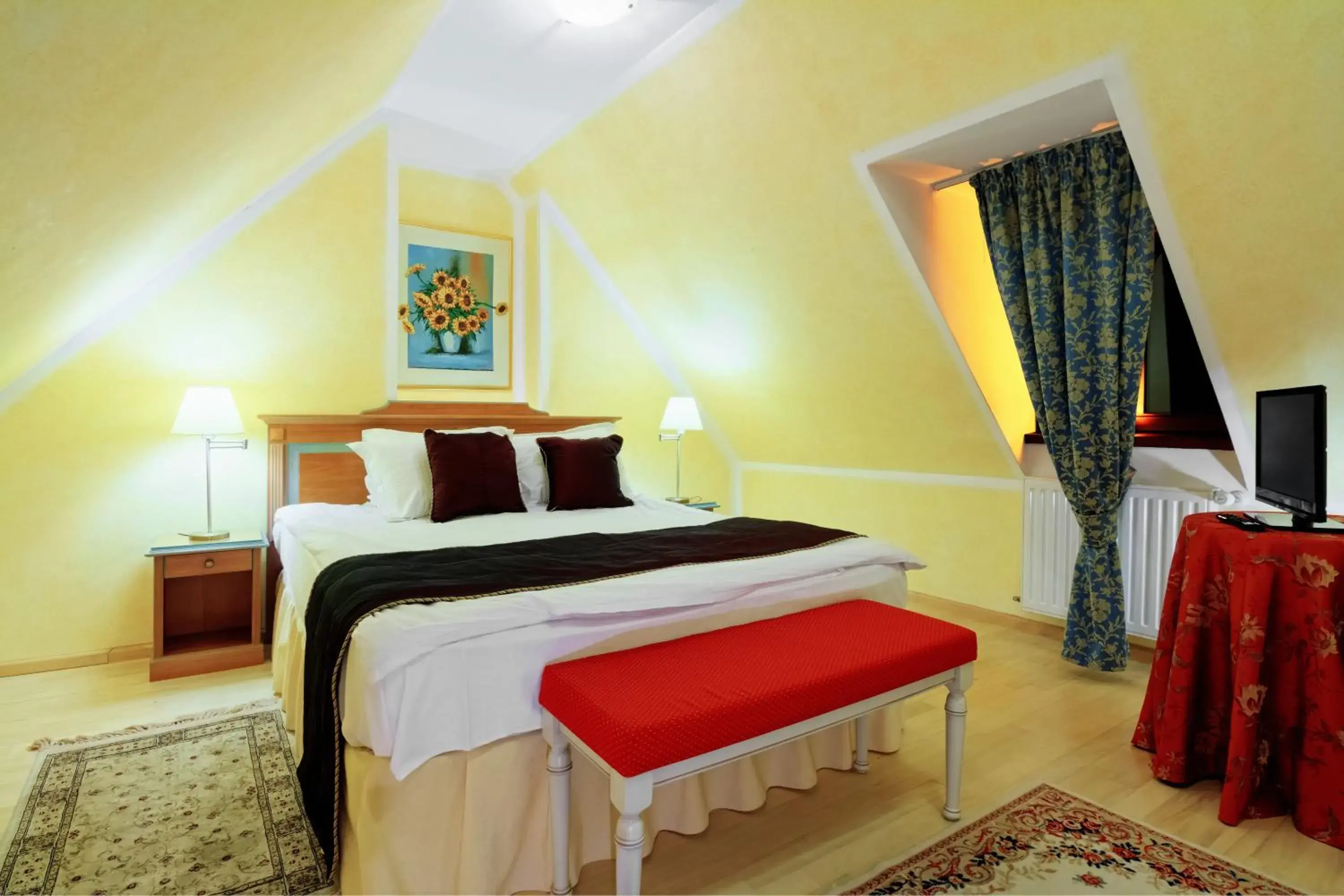 One-Bedroom Suite in Hotel The Council One-Bedroom Suite in Hotel The Council