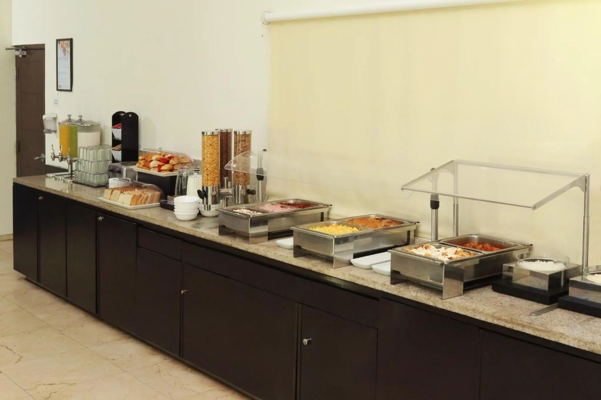 Breakfast in Holiday Inn Express Ciudad Del Carmen by IHG