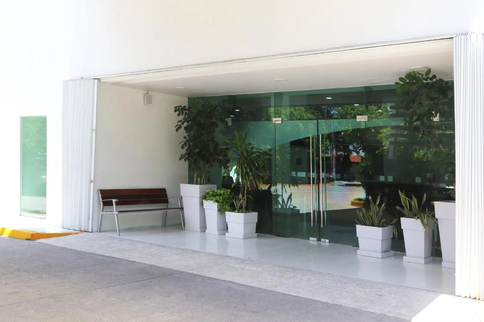 Property building in Holiday Inn Express Ciudad Del Carmen by IHG