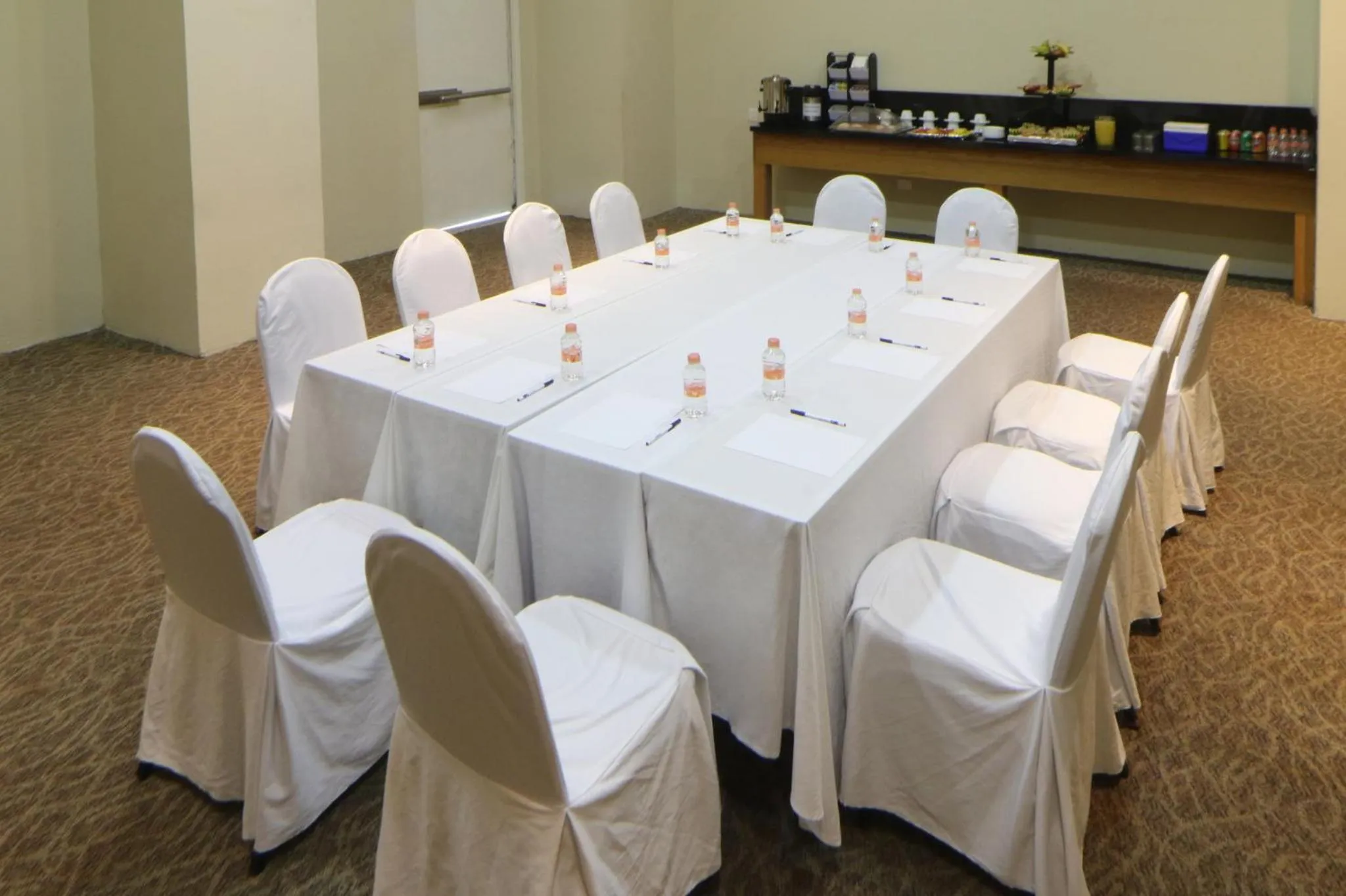 Meeting/conference room in Holiday Inn Express Ciudad Del Carmen by IHG