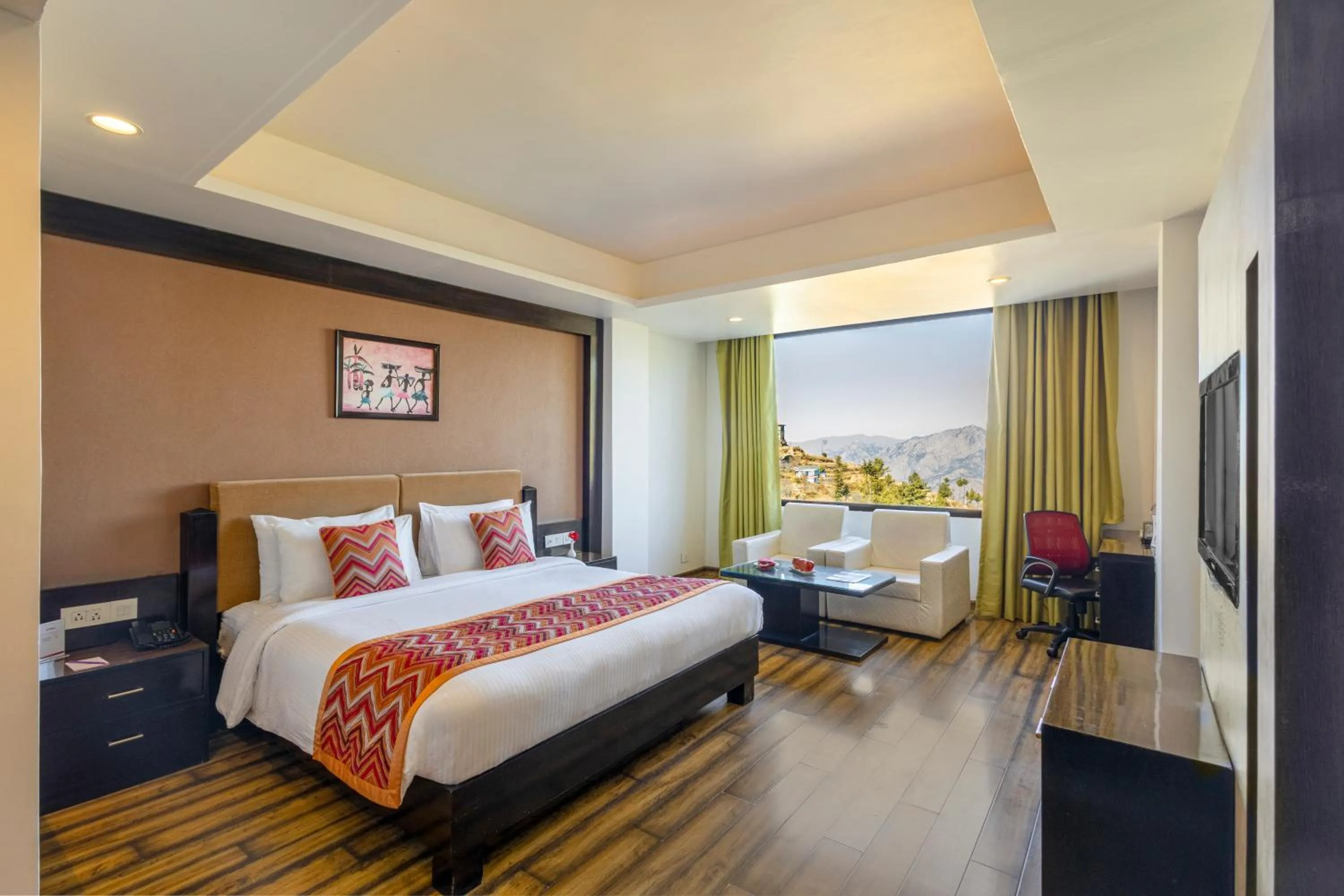 Bedroom, Bed in Sterling Kufri