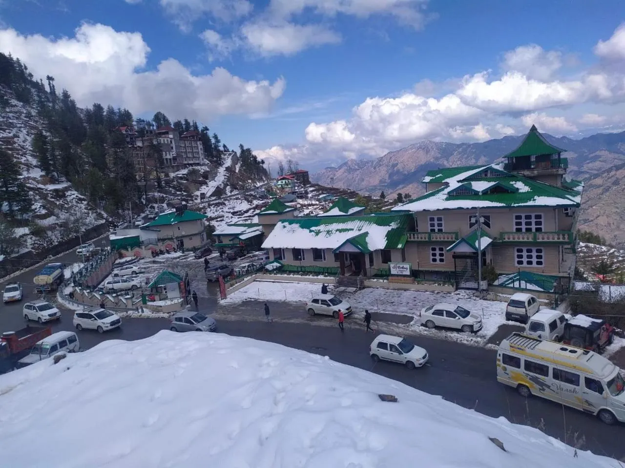 Property building in Sterling Kufri