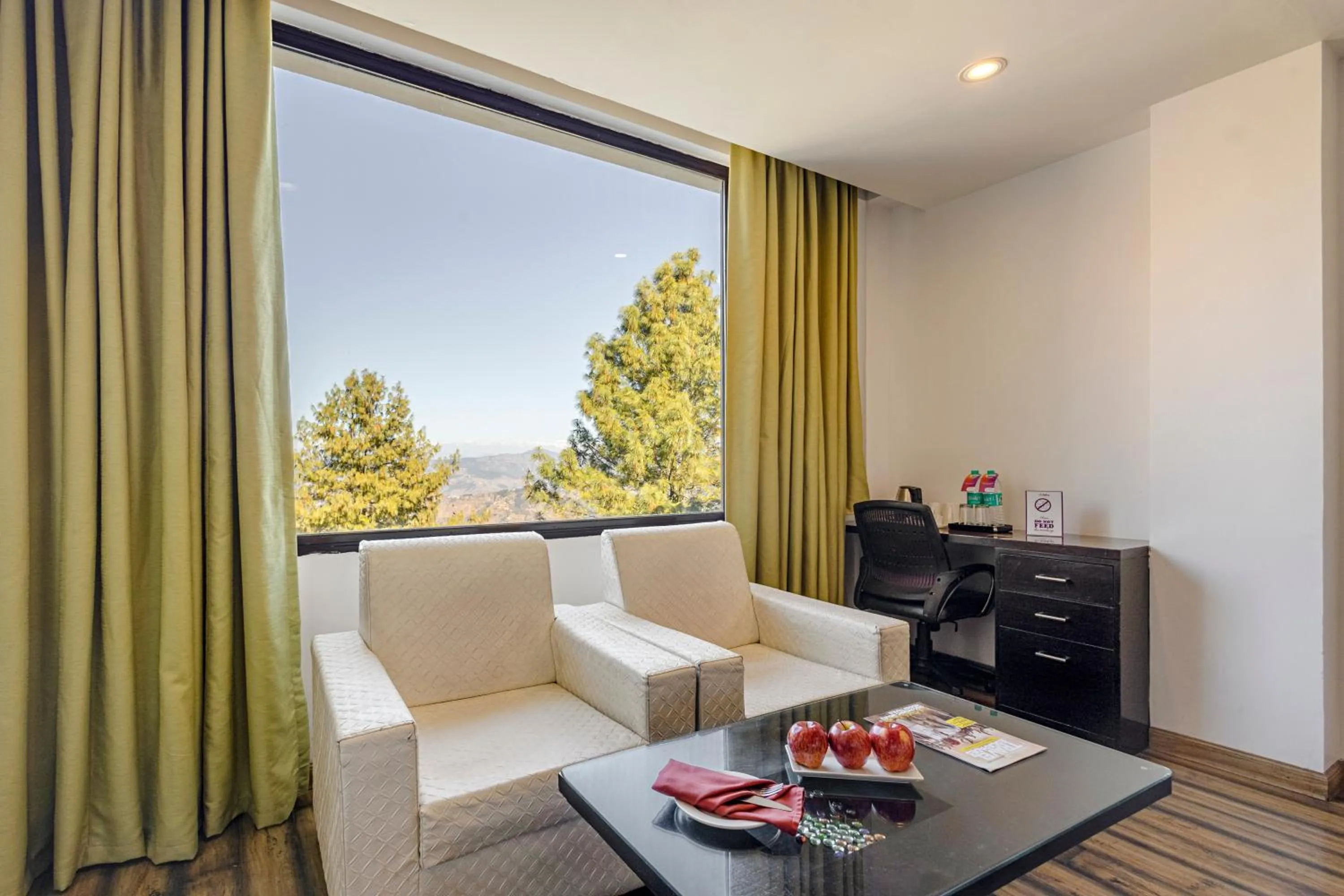 Bedroom in Sterling Kufri