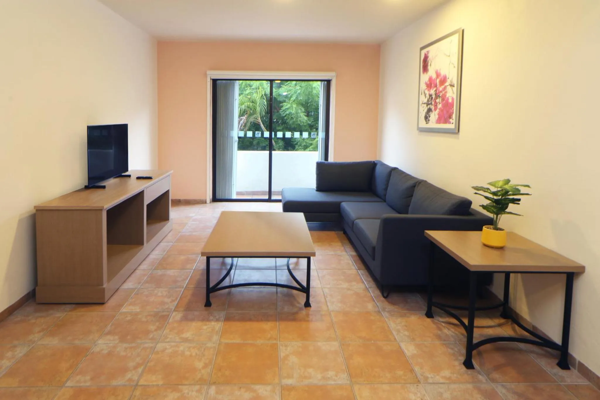 Photo of the whole room in Holiday Inn Ciudad Del Carmen by IHG