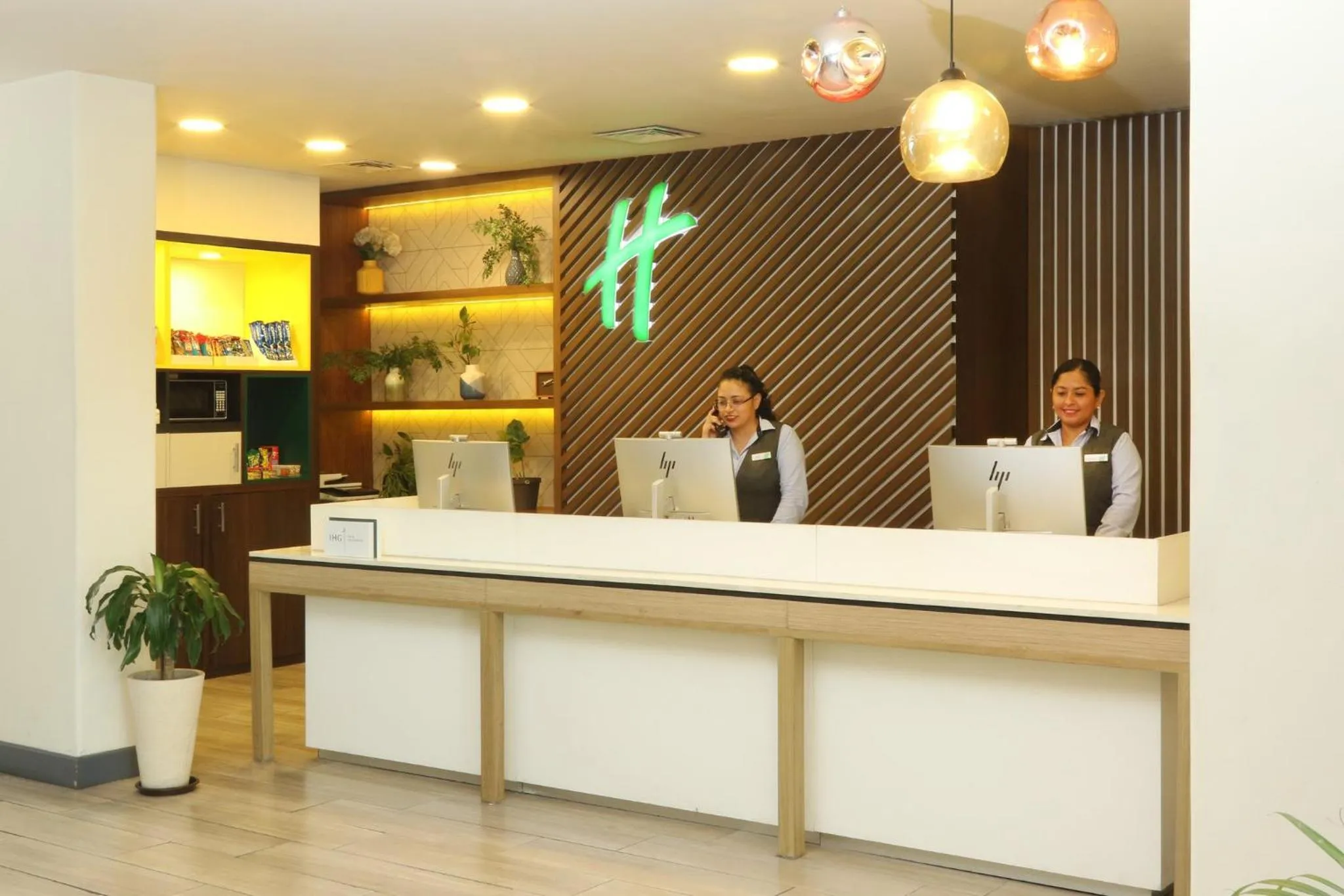 Property building in Holiday Inn Ciudad Del Carmen by IHG