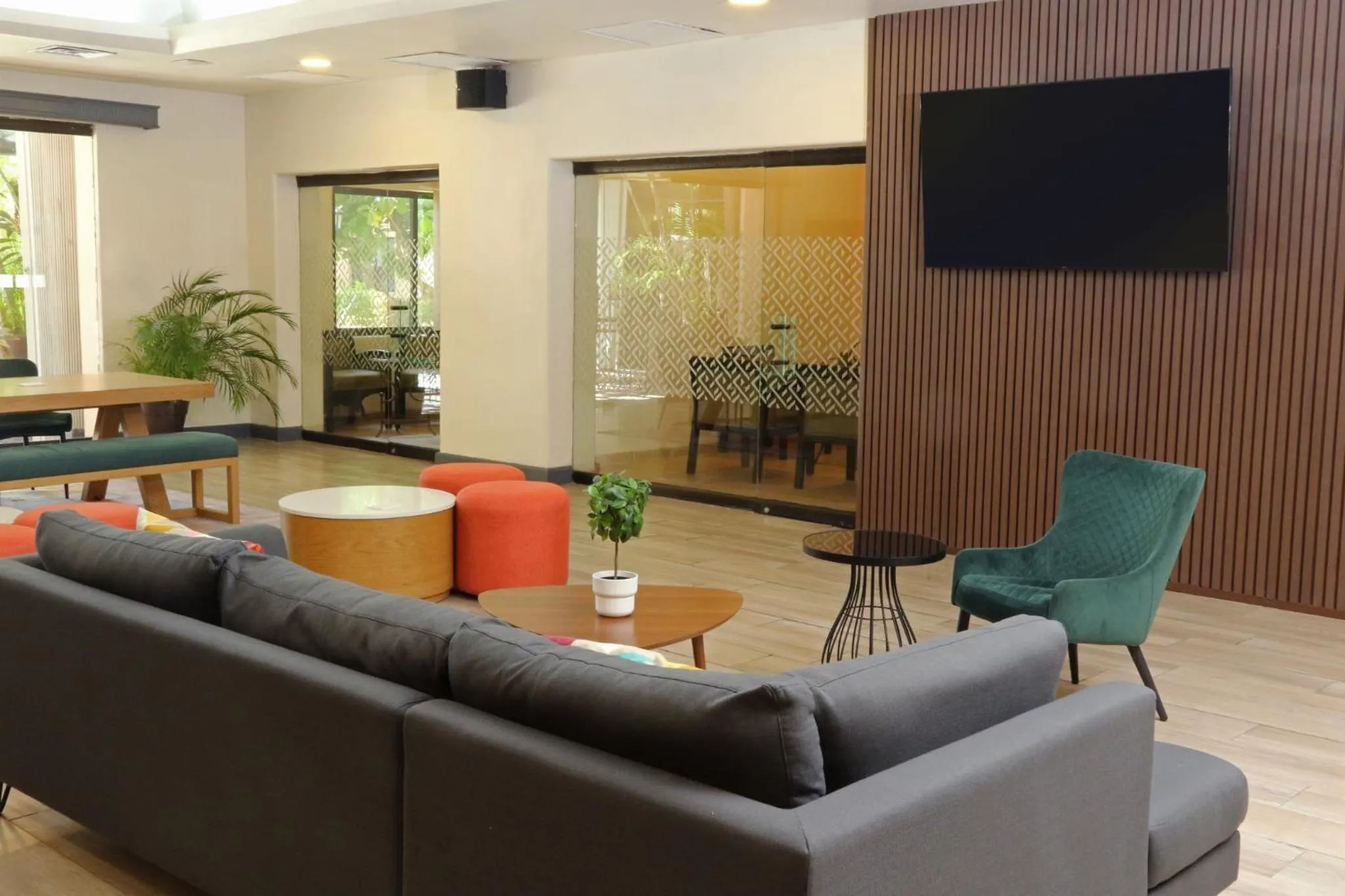 Property building in Holiday Inn Ciudad Del Carmen by IHG