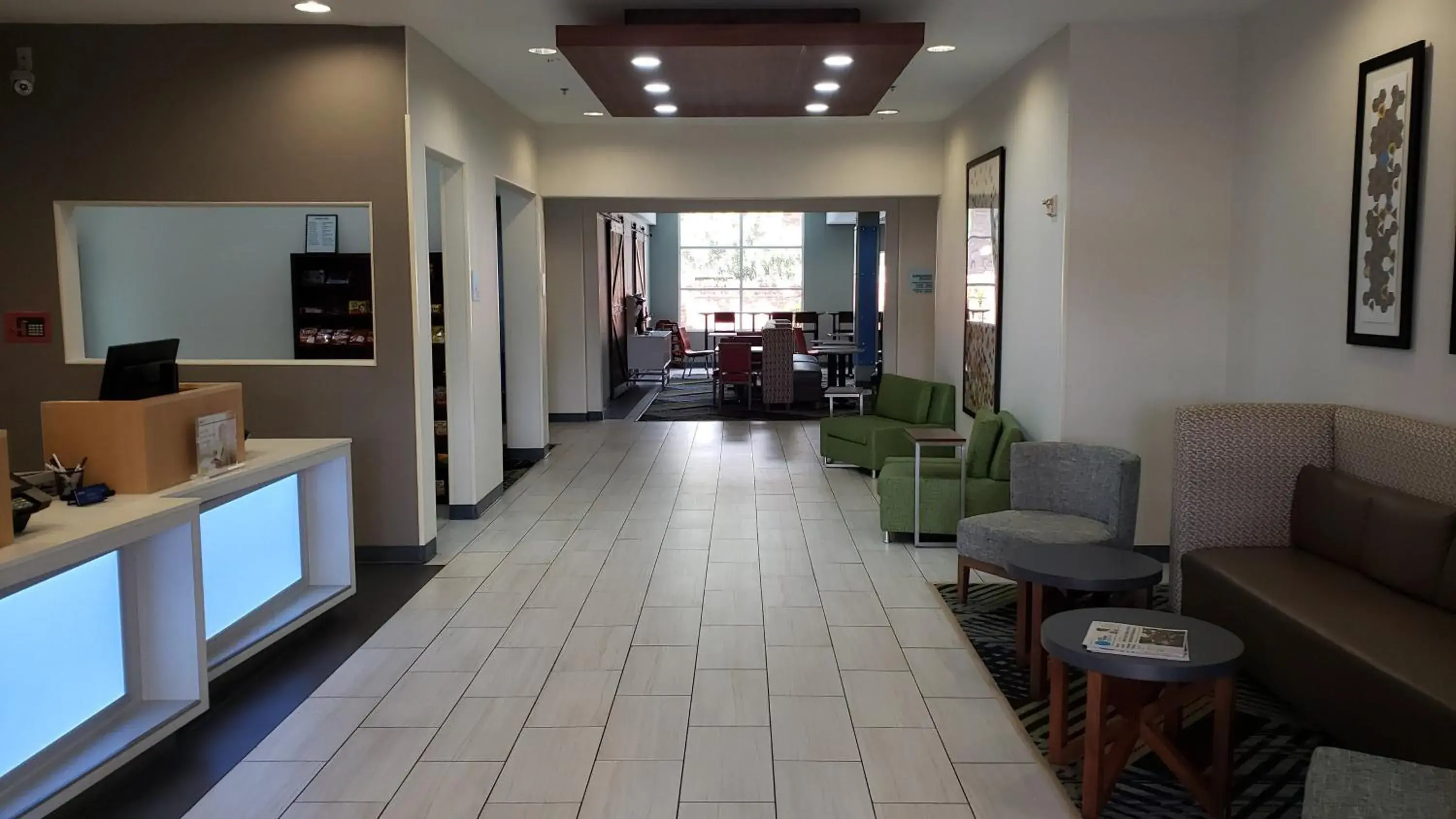 Property building in Holiday Inn Express Hotel and Suites Weslaco by IHG Property building in Holiday Inn Express Hotel and Suites Weslaco by IHG