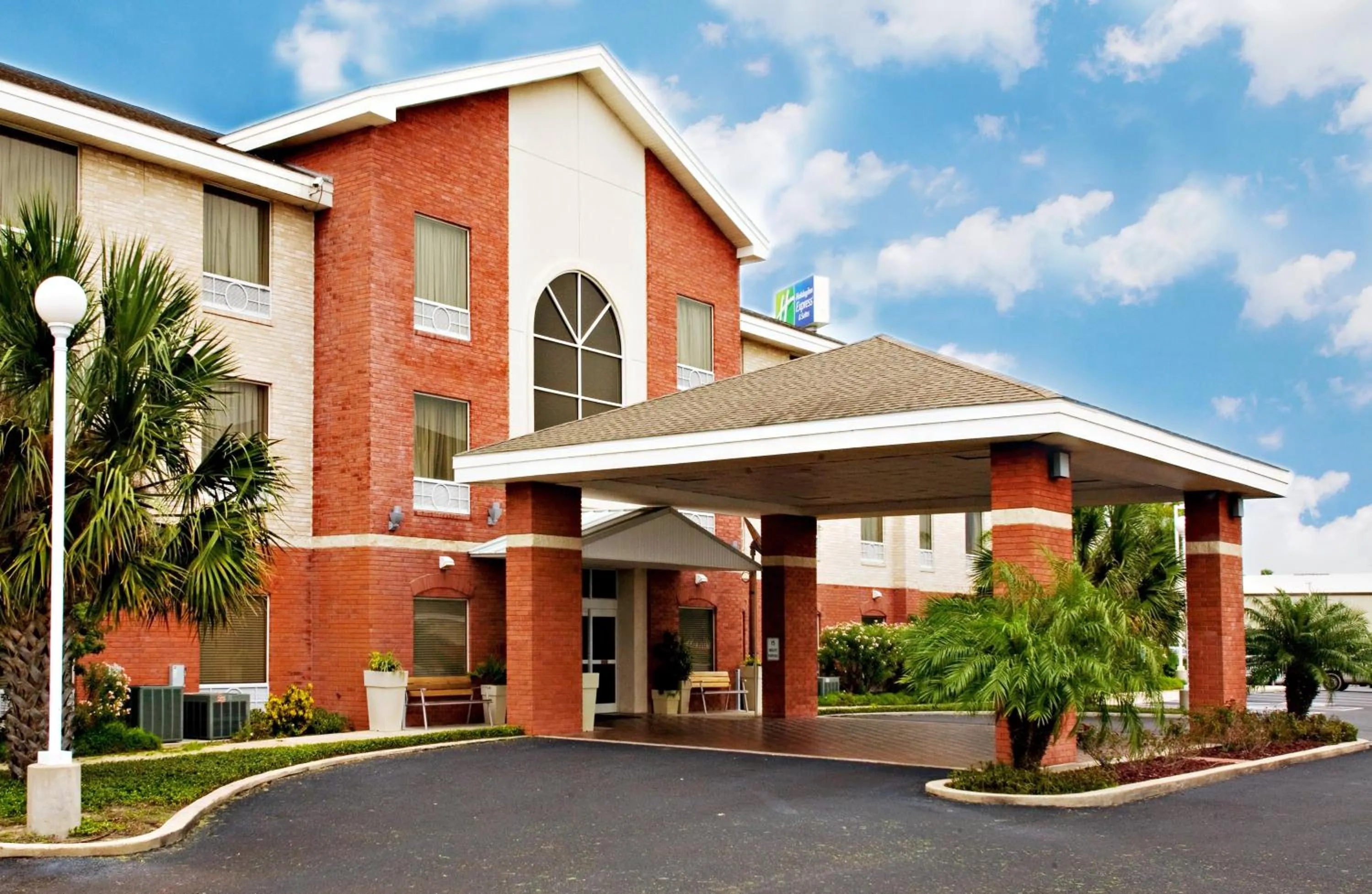 Property building in Holiday Inn Express Hotel and Suites Weslaco by IHG