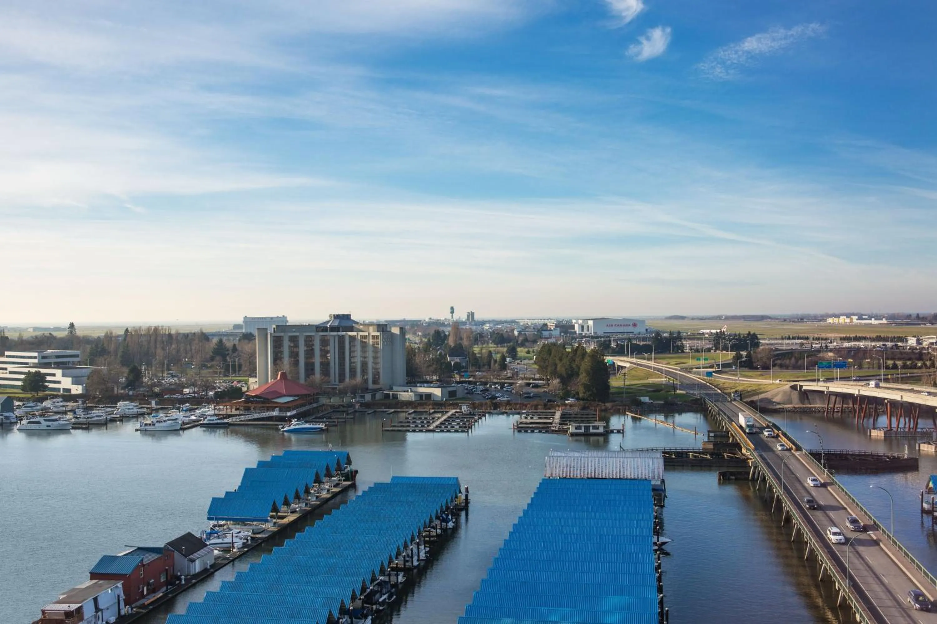 Photo of the whole room in The Westin Wall Centre, Vancouver Airport