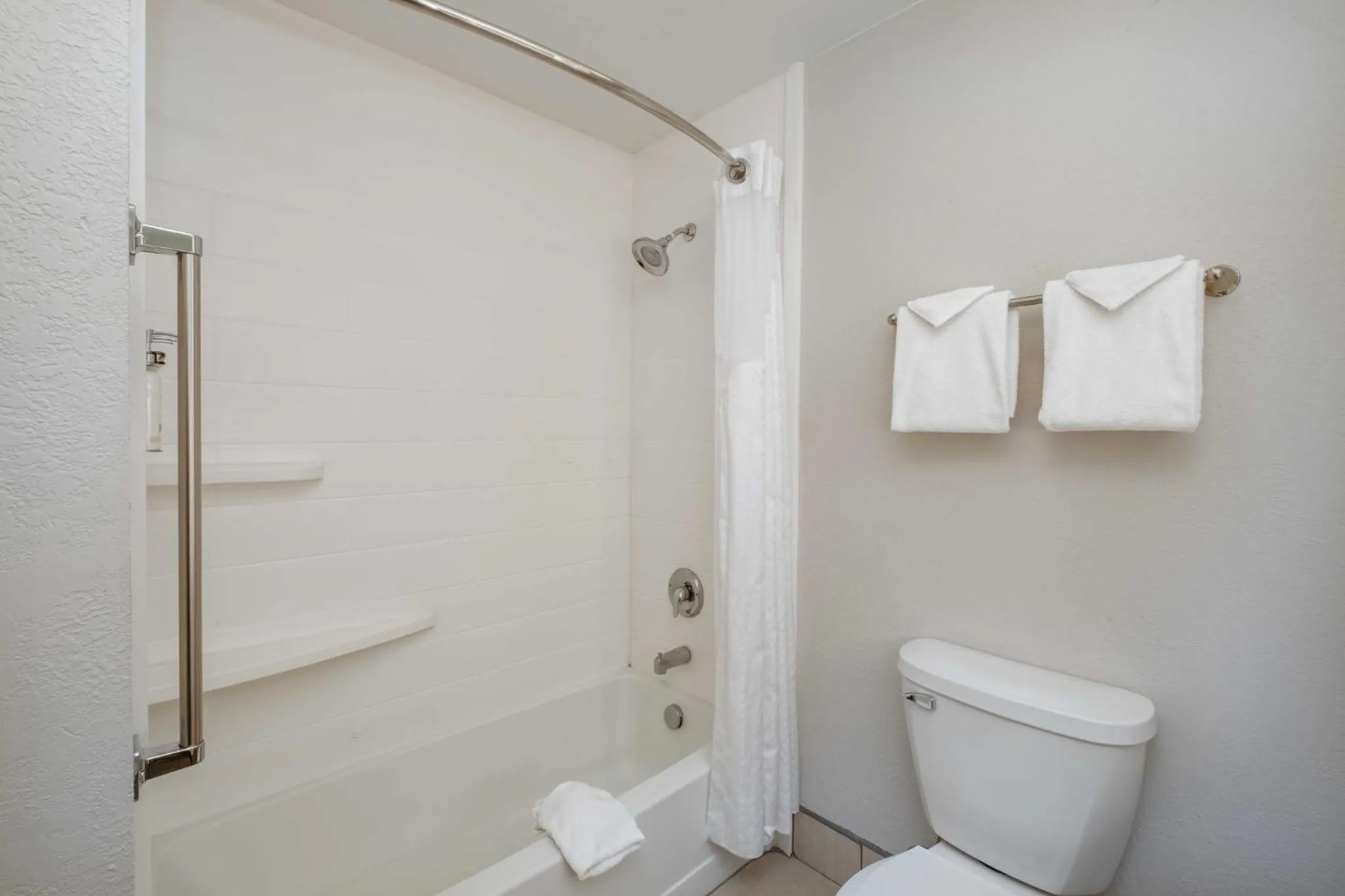 Bathroom in Holiday Inn Express Hotel & Suites Carlsbad by IHG