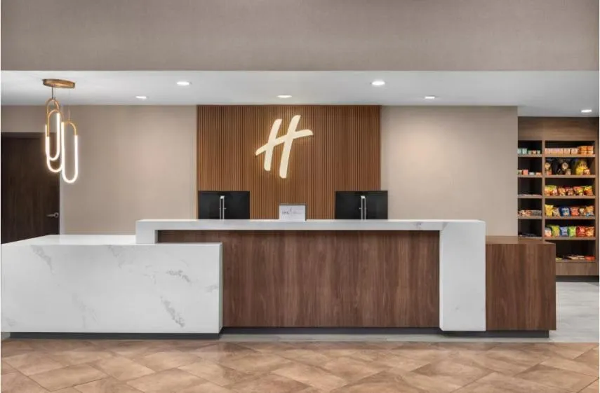 Lobby or reception in Holiday Inn Dubuque/Galena by IHG