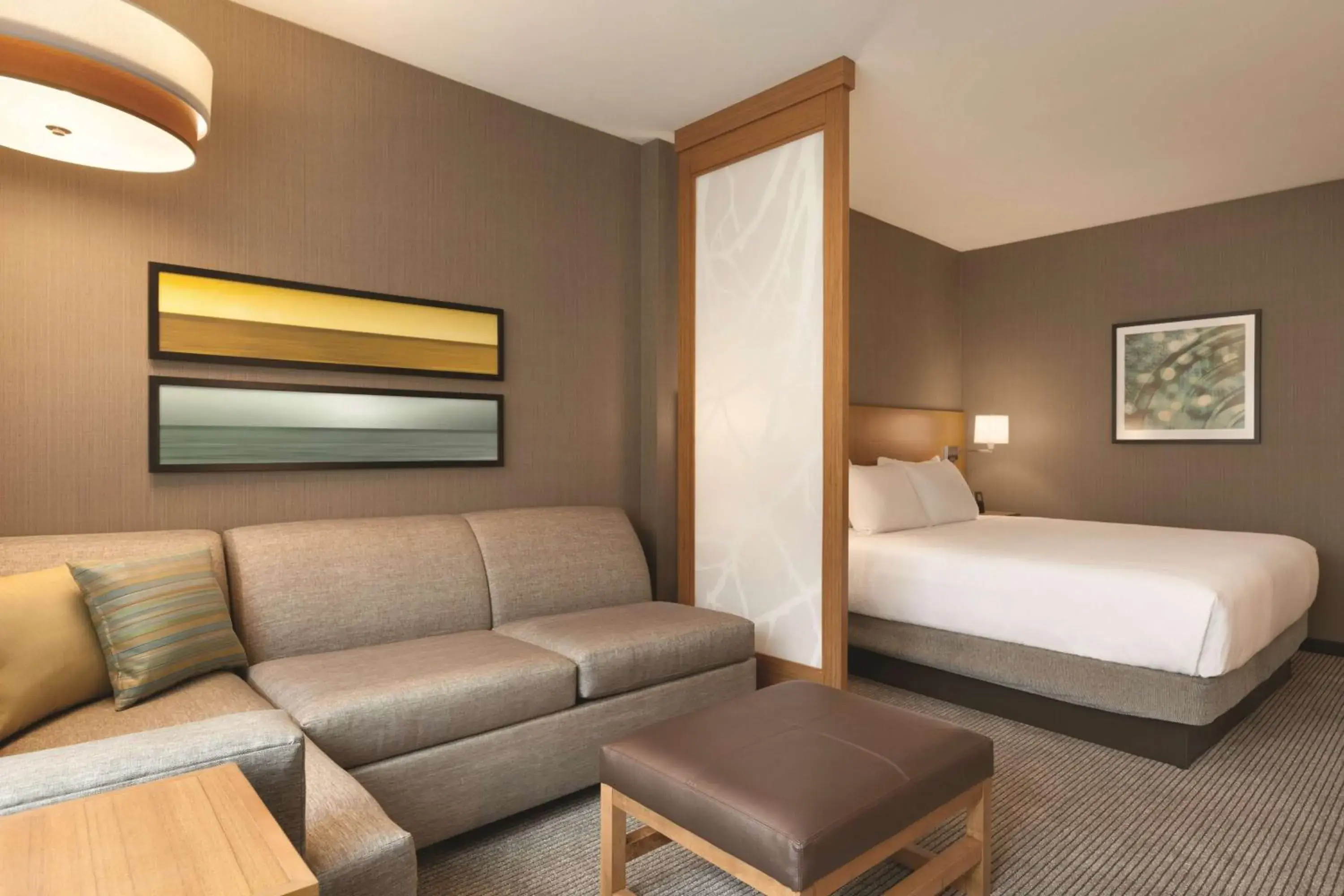 Bedroom, Bed in Hyatt Place Washington DC/Georgetown/West End Bedroom, Bed in Hyatt Place Washington DC/Georgetown/West End