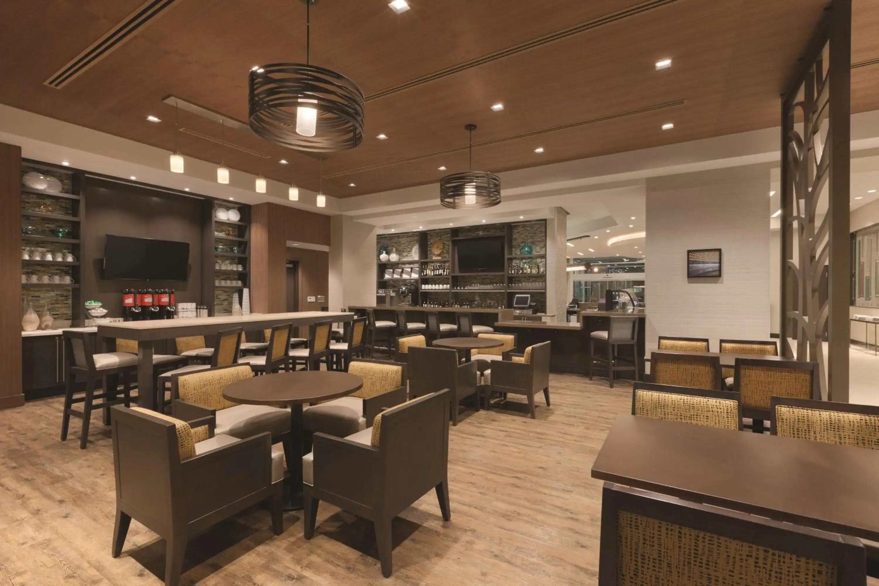 Lounge or bar in Hyatt Place Washington DC/Georgetown/West End Lounge or bar in Hyatt Place Washington DC/Georgetown/West End