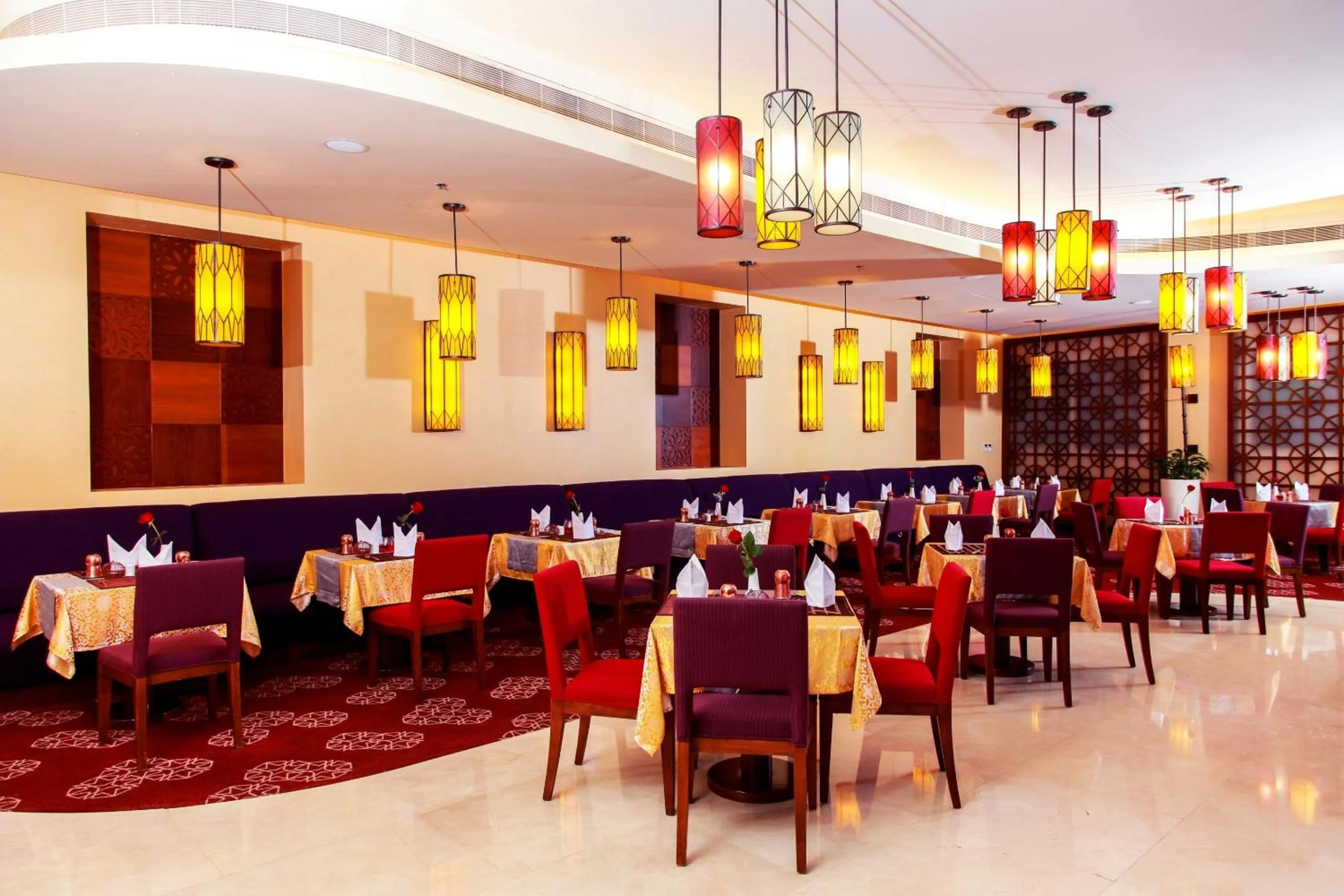 Restaurant/places to eat in Grand Regal Hotel