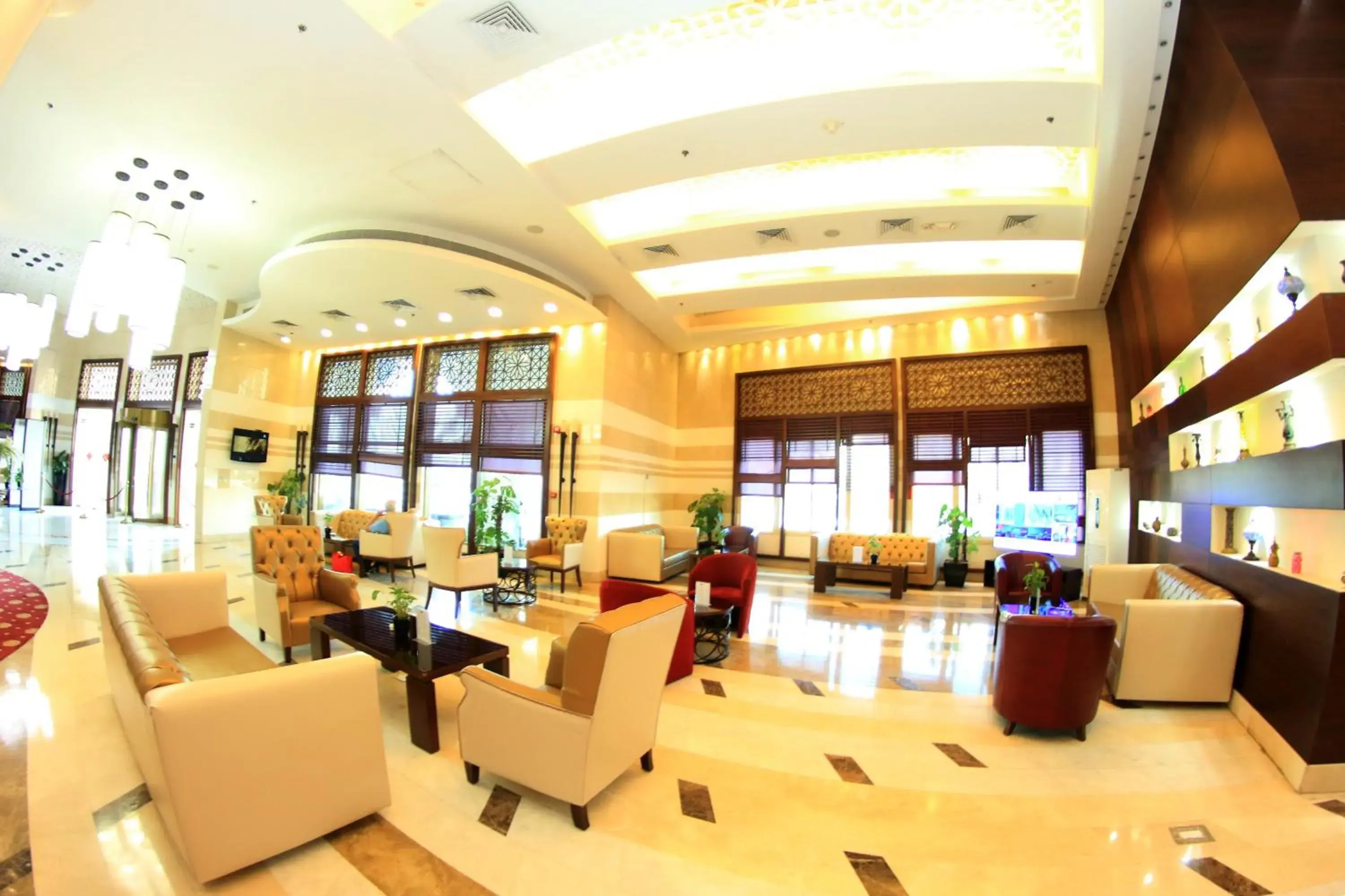 Lobby or reception, Restaurant/Places to Eat in Grand Regal Hotel