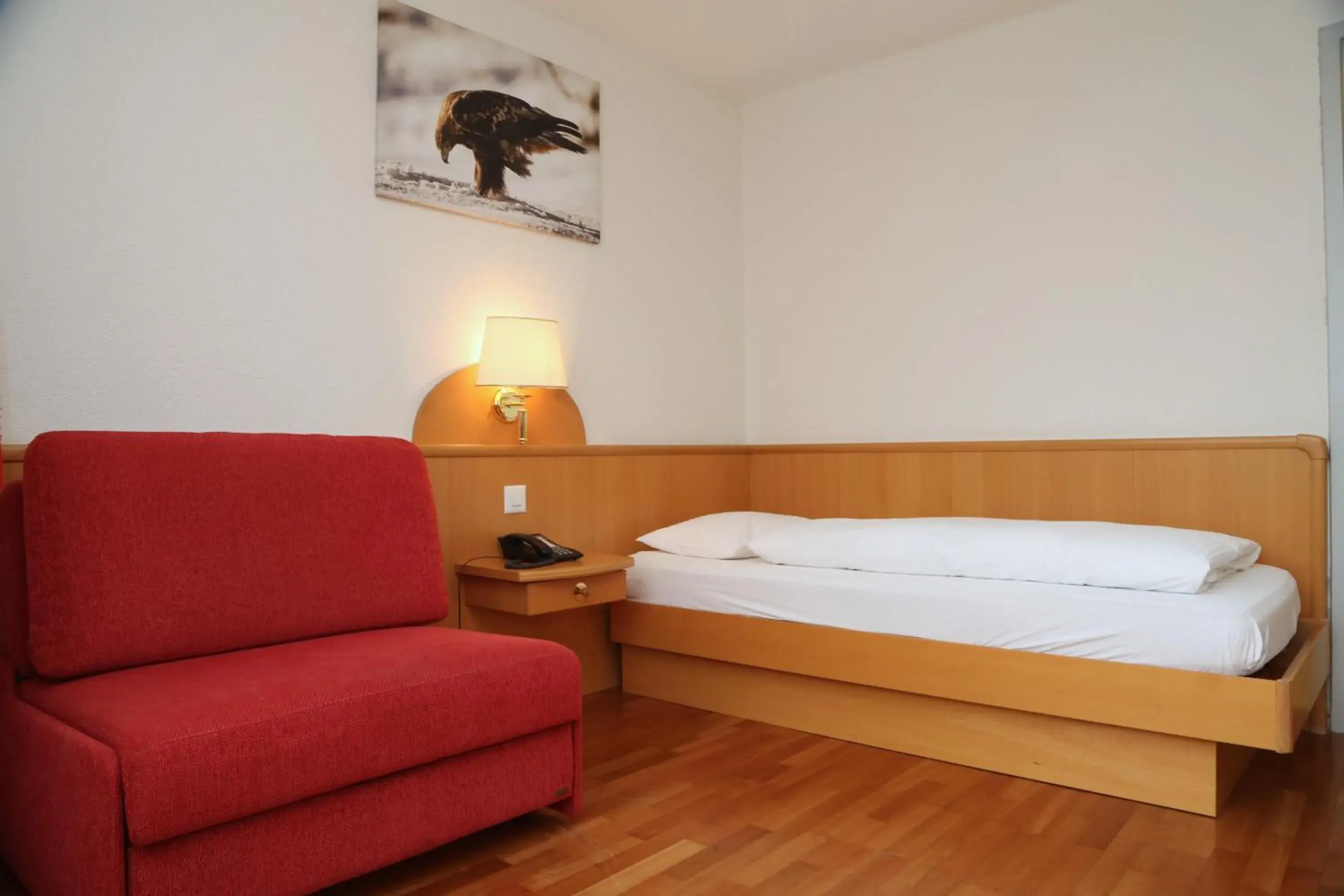 Superior Single Room with Street View in Hotel Crystal Interlaken Superior Single Room with Street View in Hotel Crystal Interlaken