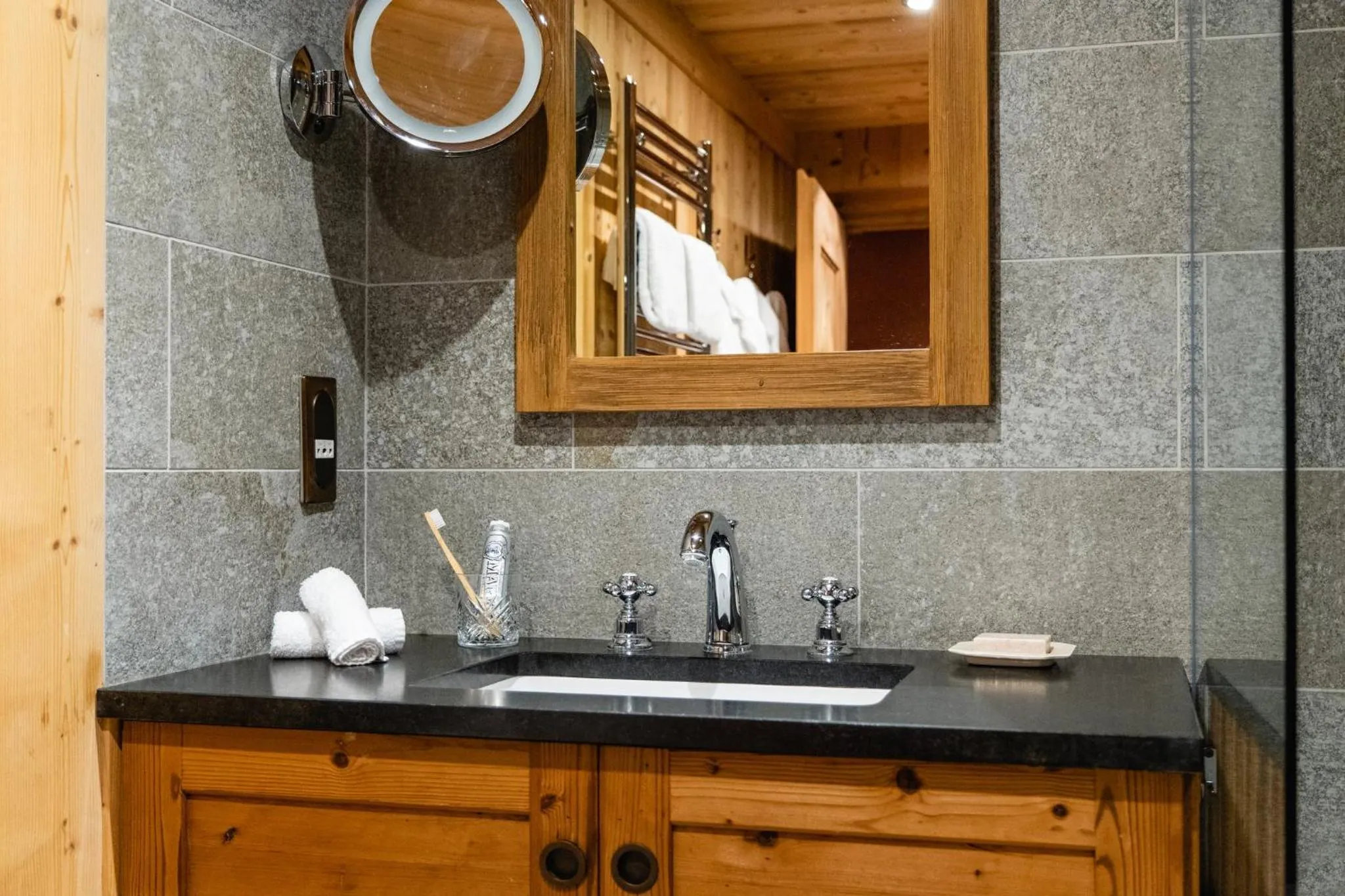 Photo of the whole room in L'Alpaga, a Beaumier hotel