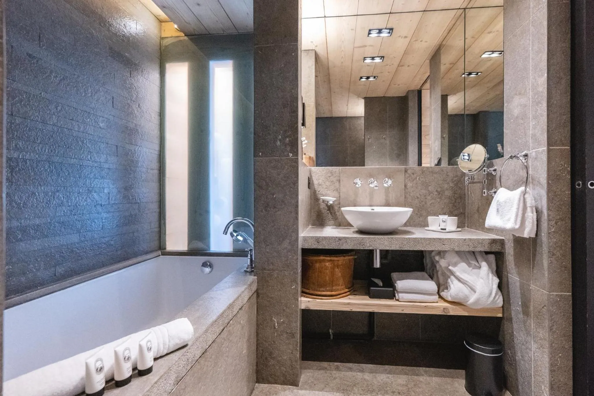 Photo of the whole room in L'Alpaga, a Beaumier hotel