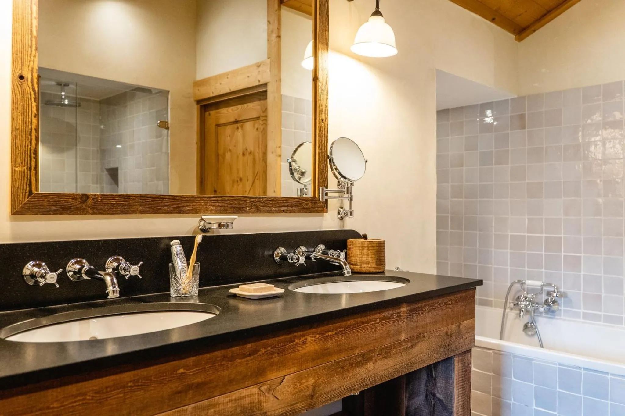 Photo of the whole room in L'Alpaga, a Beaumier hotel