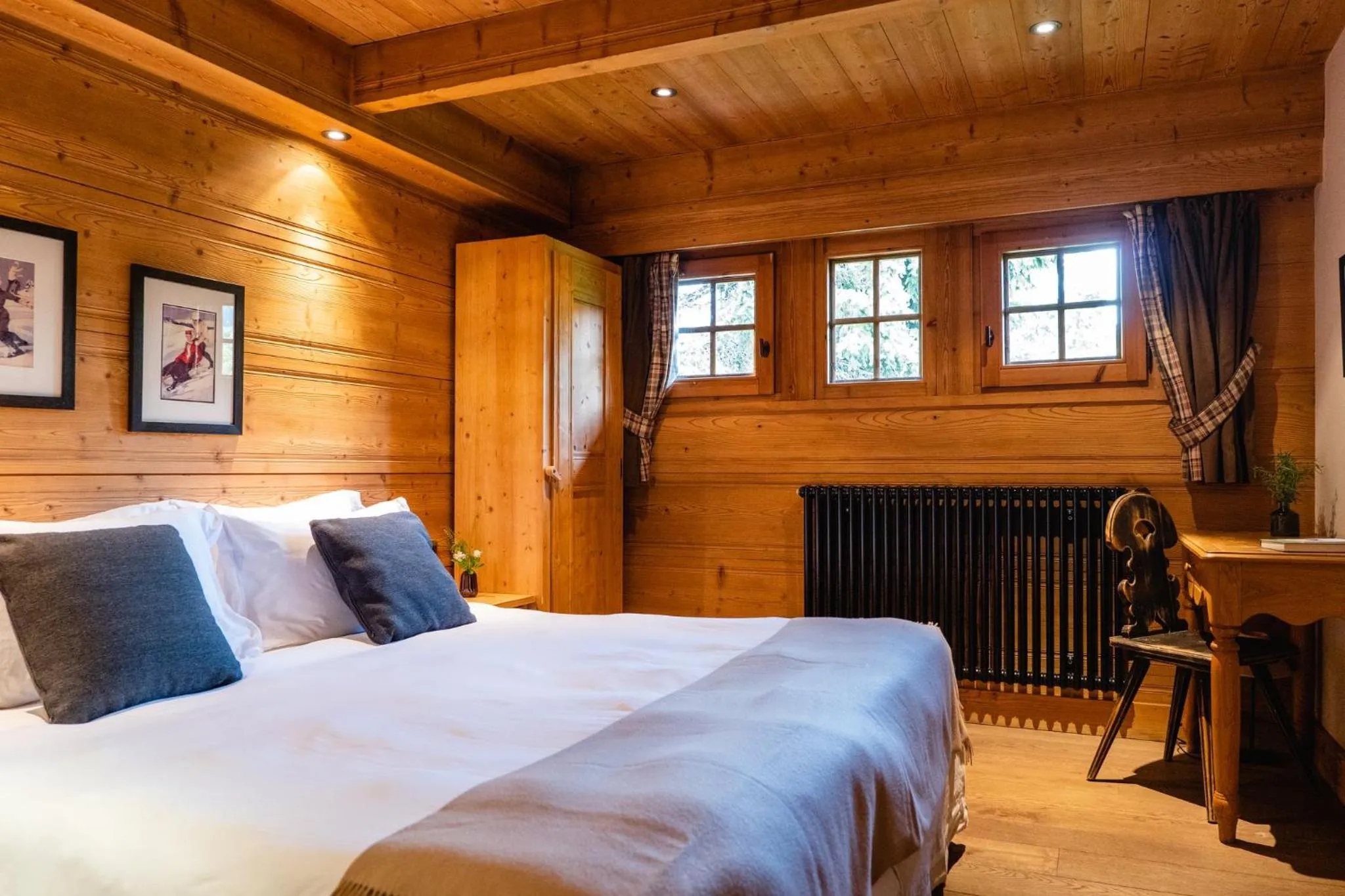 Photo of the whole room, Bed in L'Alpaga, a Beaumier hotel