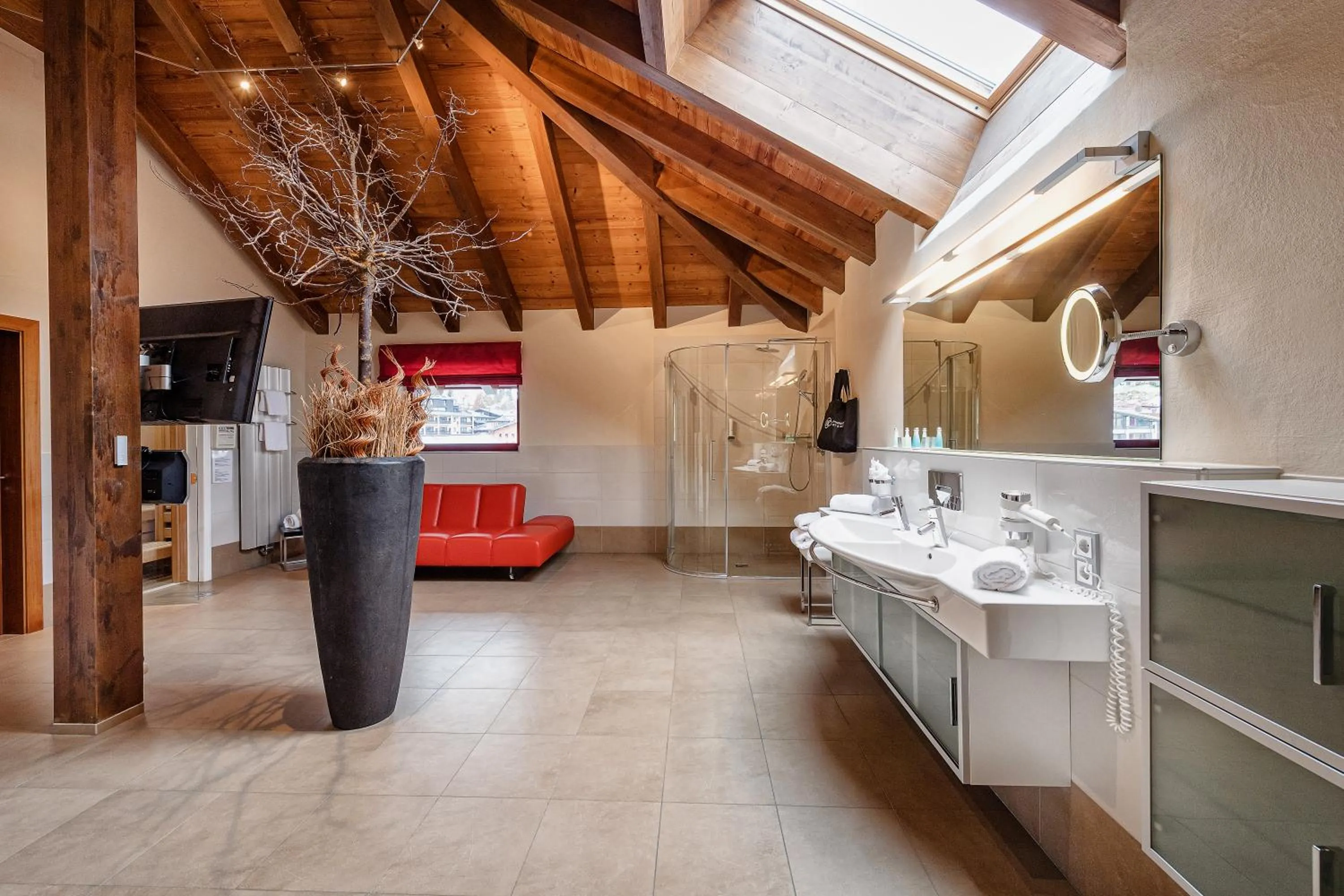 Bathroom in Alpinresort ValSaa - Sport & Spa